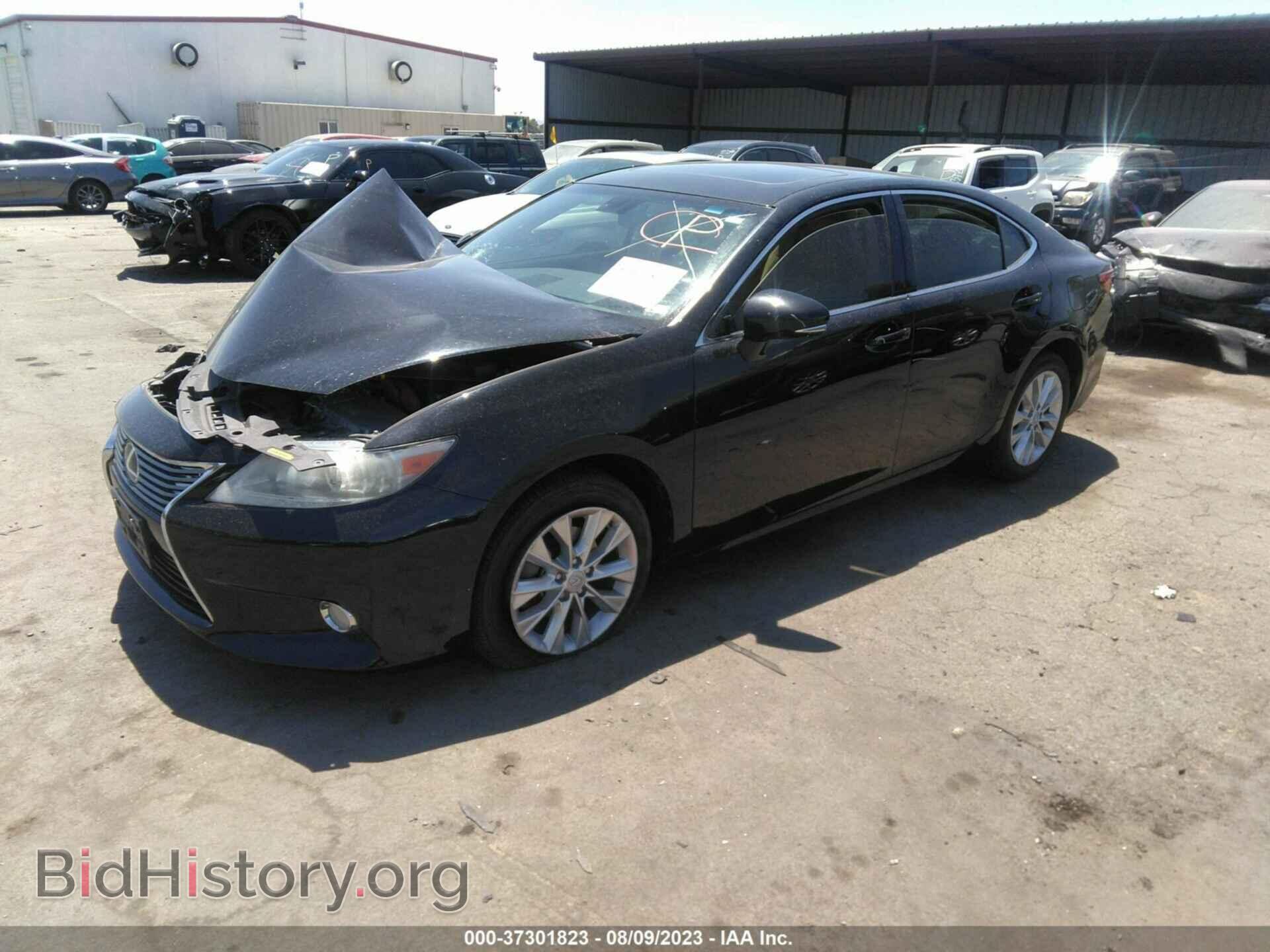 2013 LEXUS ES 300H - VIN: JTHBW1GG0D2009418 - Фото 2