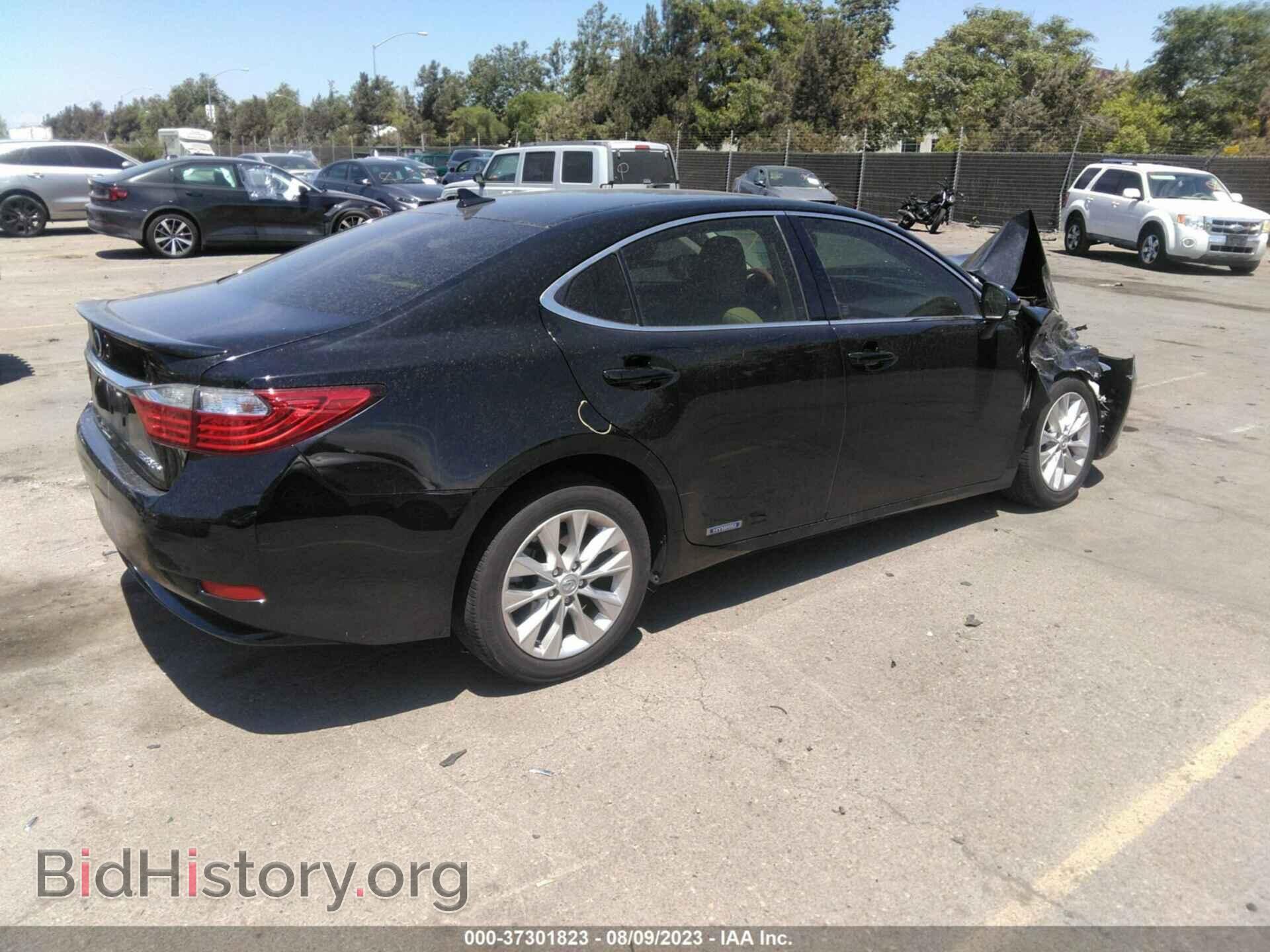 2013 LEXUS ES 300H - VIN: JTHBW1GG0D2009418 - Фото 4