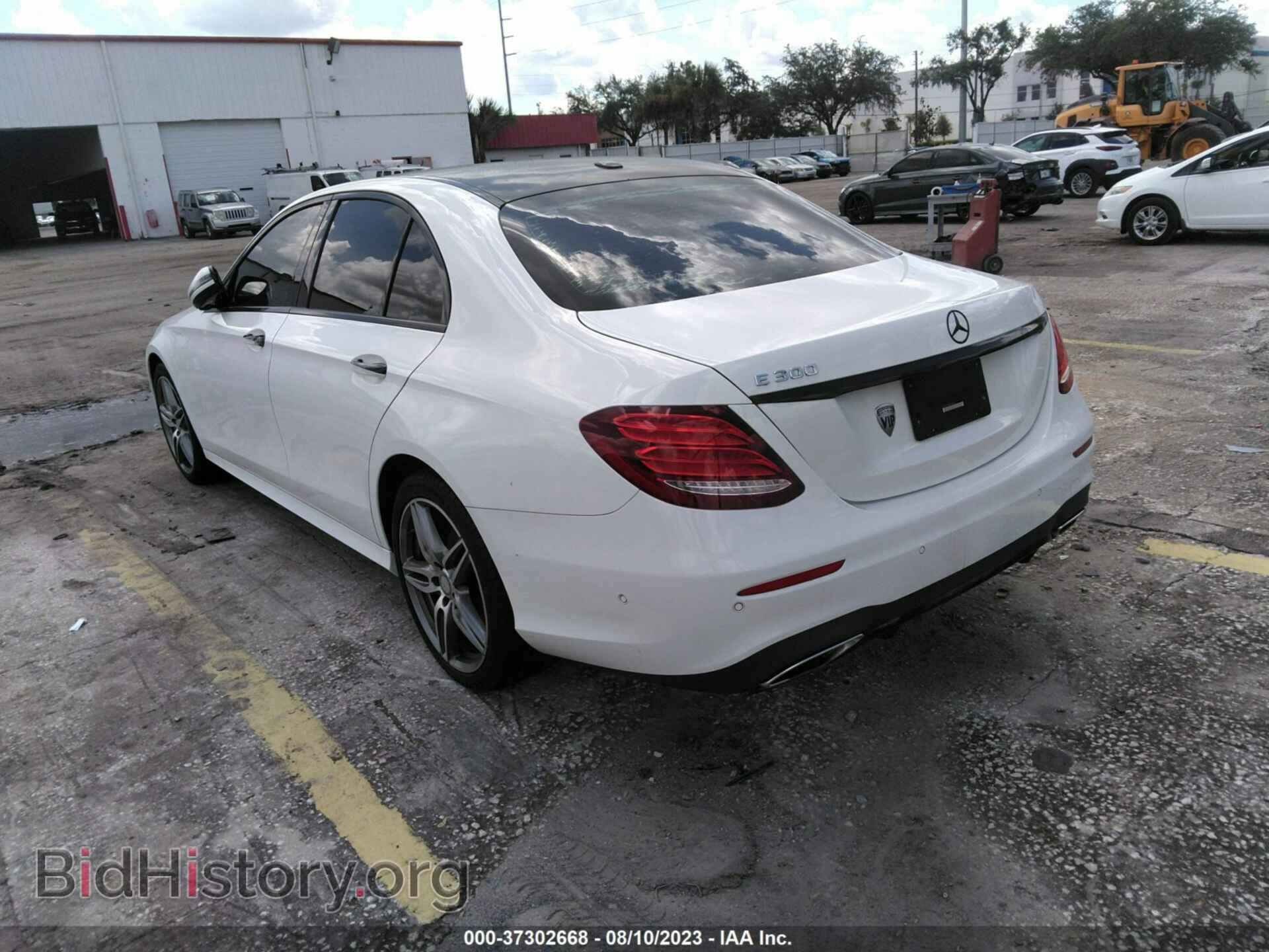 2017 MERCEDES-BENZ E-CLASS - VIN: WDDZF4JB5HA084616 - Фото 3