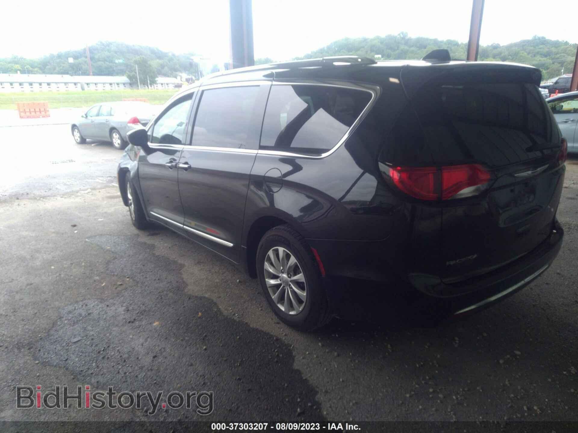 2018 CHRYSLER PACIFICA - VIN: 2C4RC1BG9JR120790 - Фото 3