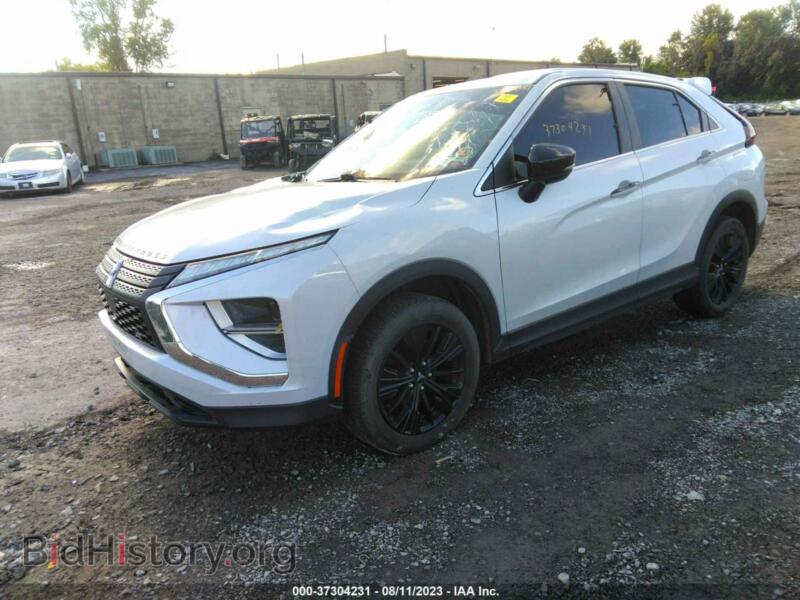 2022 Mitsubishi ECLIPSE CROSS (VIN JA4ATVAA2NZ001048) — photo 2 of 16