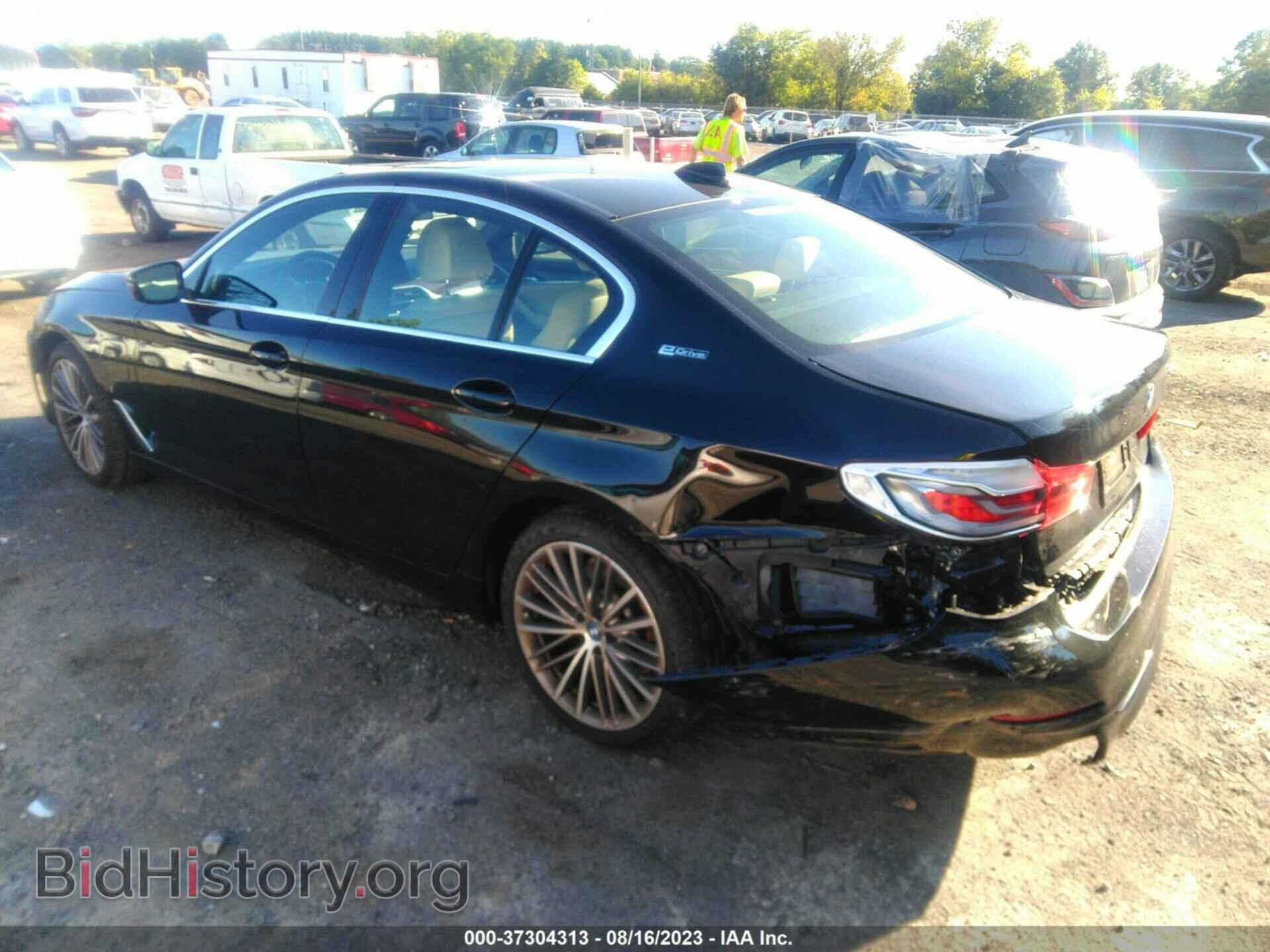 2019 BMW 530E - VIN: WBAJB1C57KB376646 - Фото 3