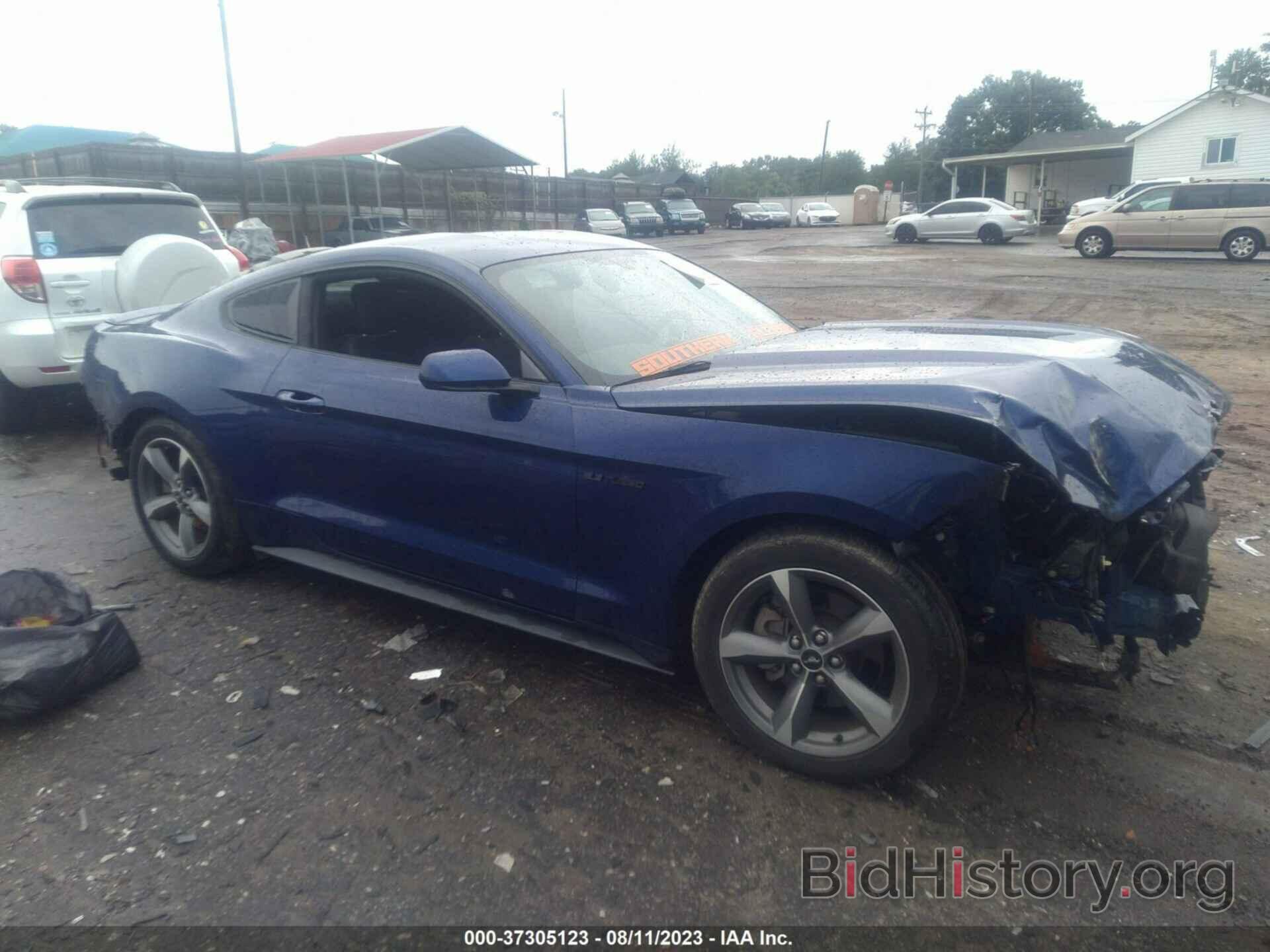 Photo 1FA6P8TH3F5338807 - FORD MUSTANG 2015
