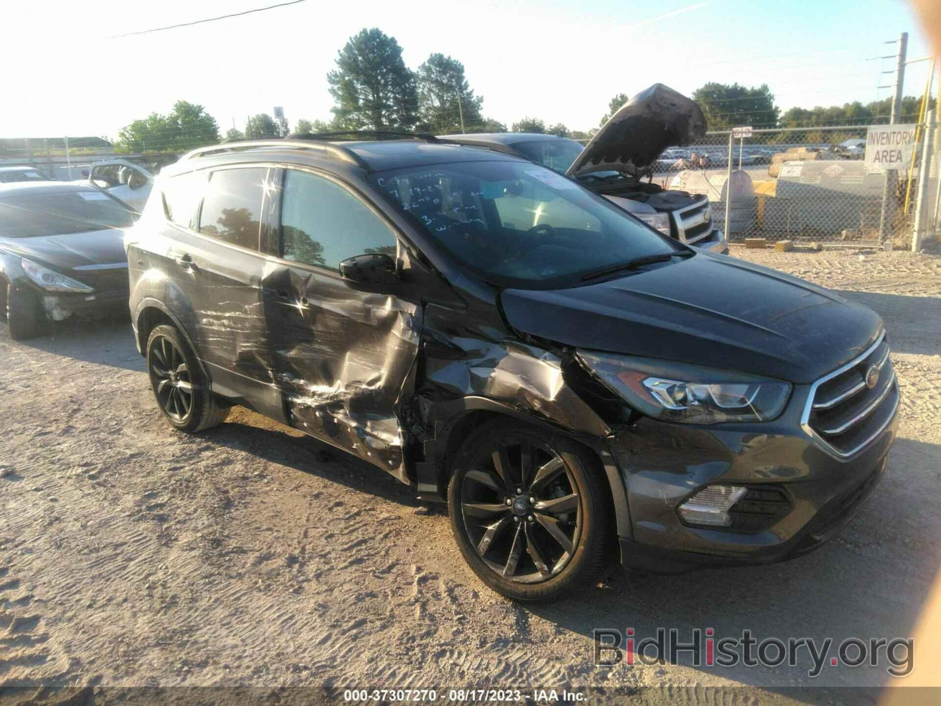 Photo 1FMCU0GD3JUD00373 - FORD ESCAPE 2018