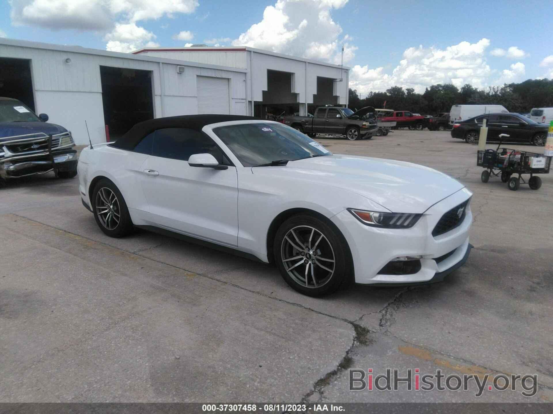 Photo 1FATP8UH0F5347854 - FORD MUSTANG 2015