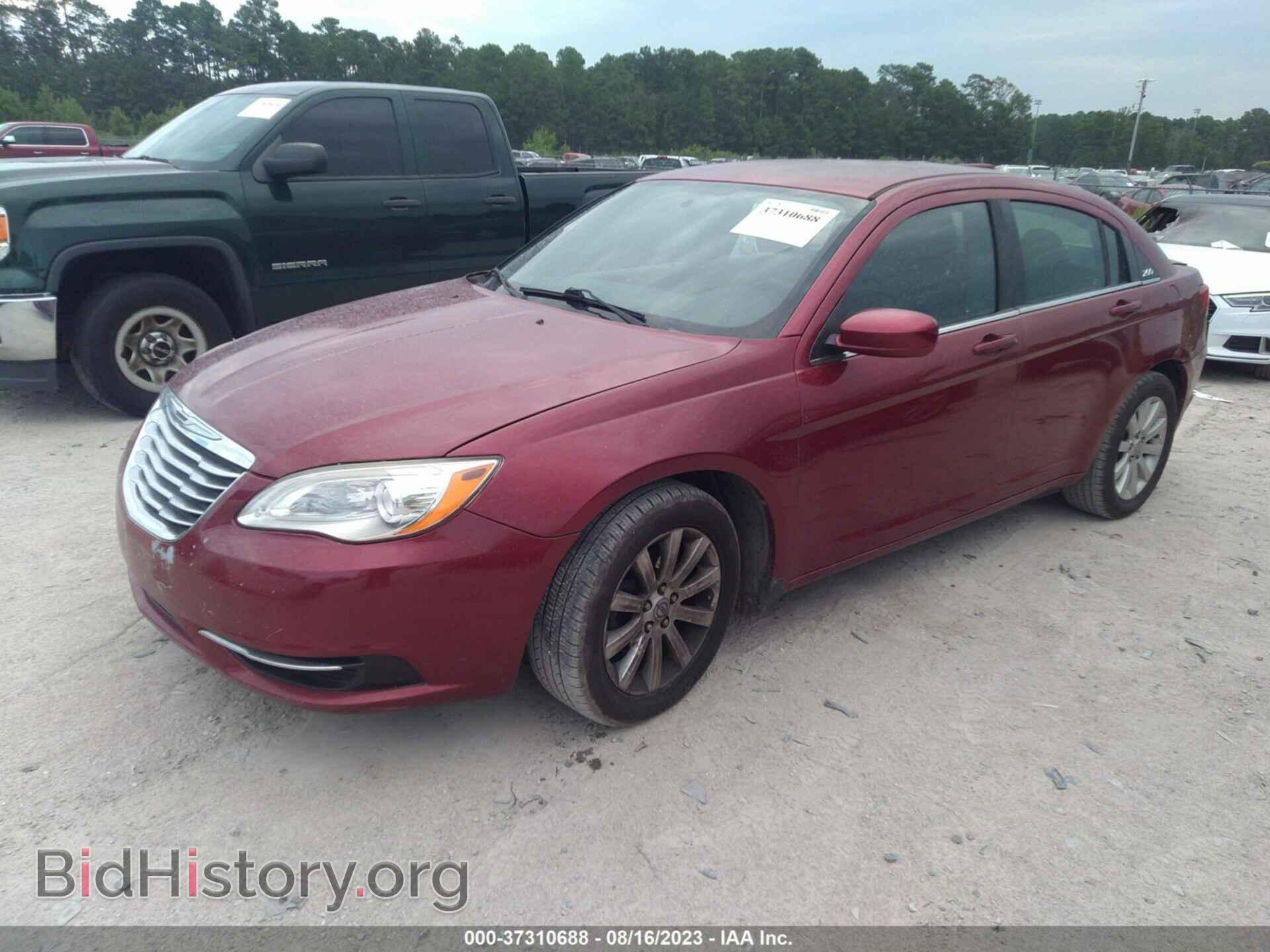 2013 CHRYSLER 200 - VIN: 1C3CCBBB1DN577678 - Photo 2
