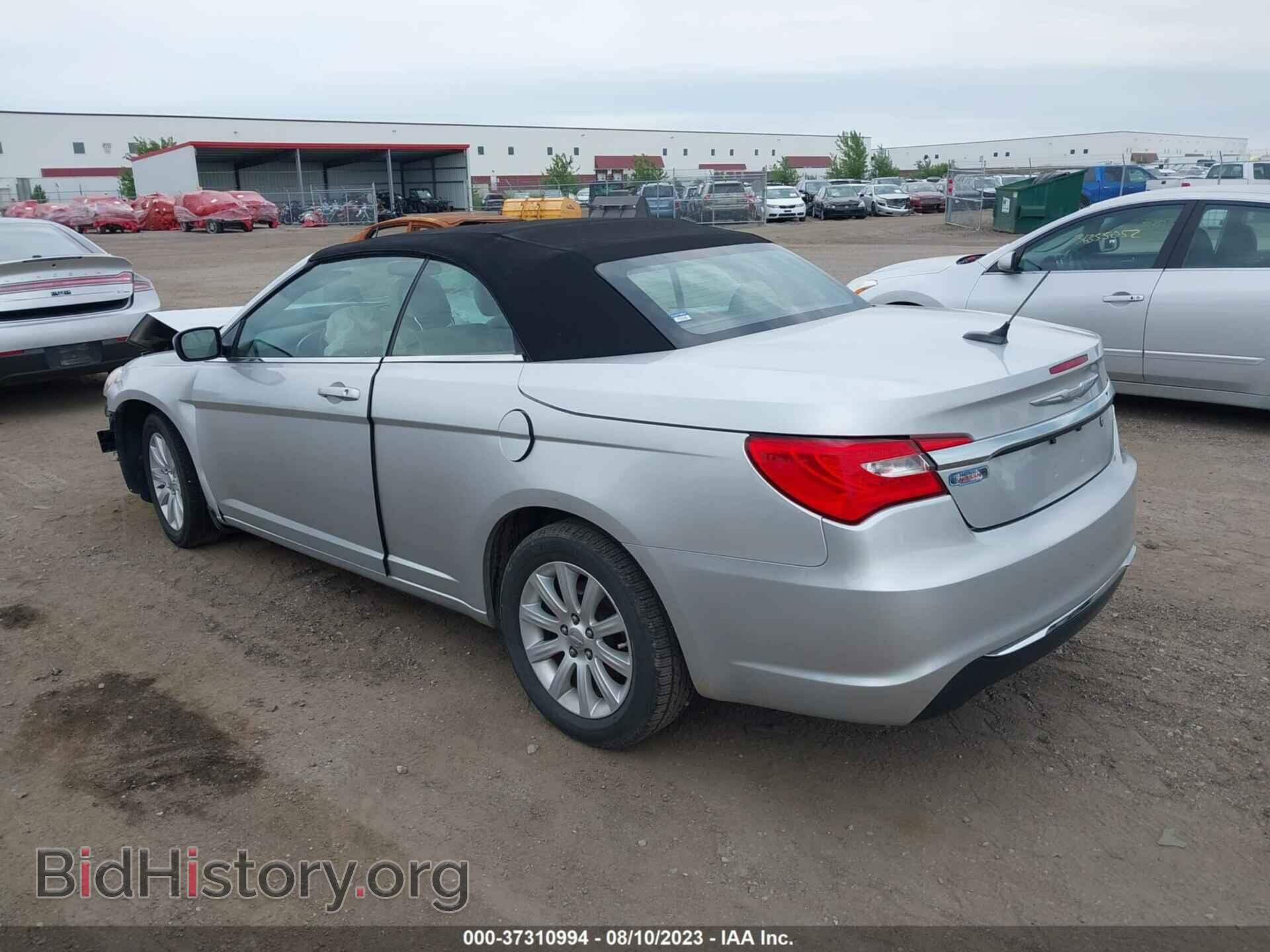 2012 CHRYSLER 200 - VIN: 1C3BCBEB2CN229569 - Фото 3