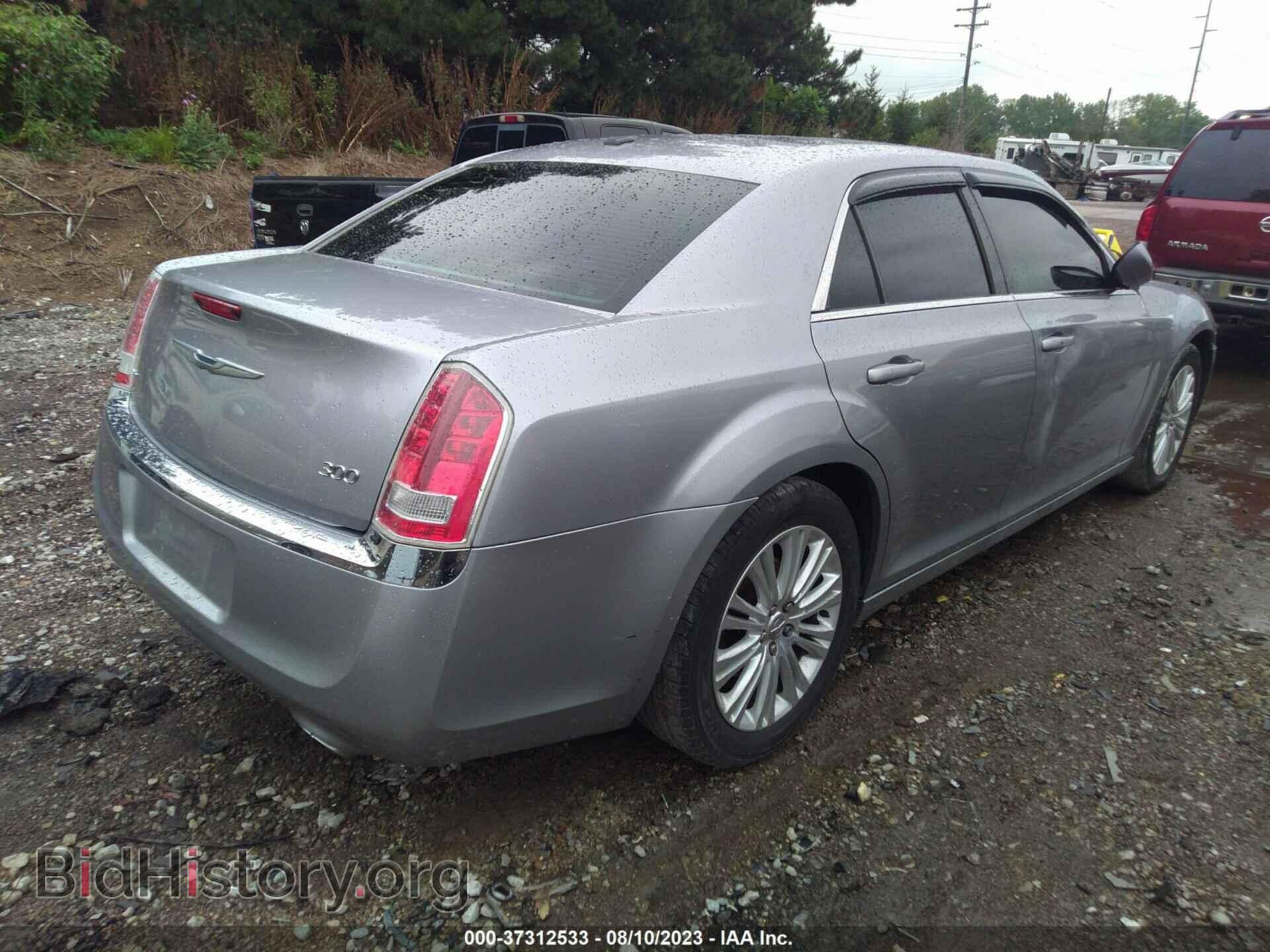 2013 CHRYSLER 300 - VIN: 2C3CCARG2DH733053 - Photo 4