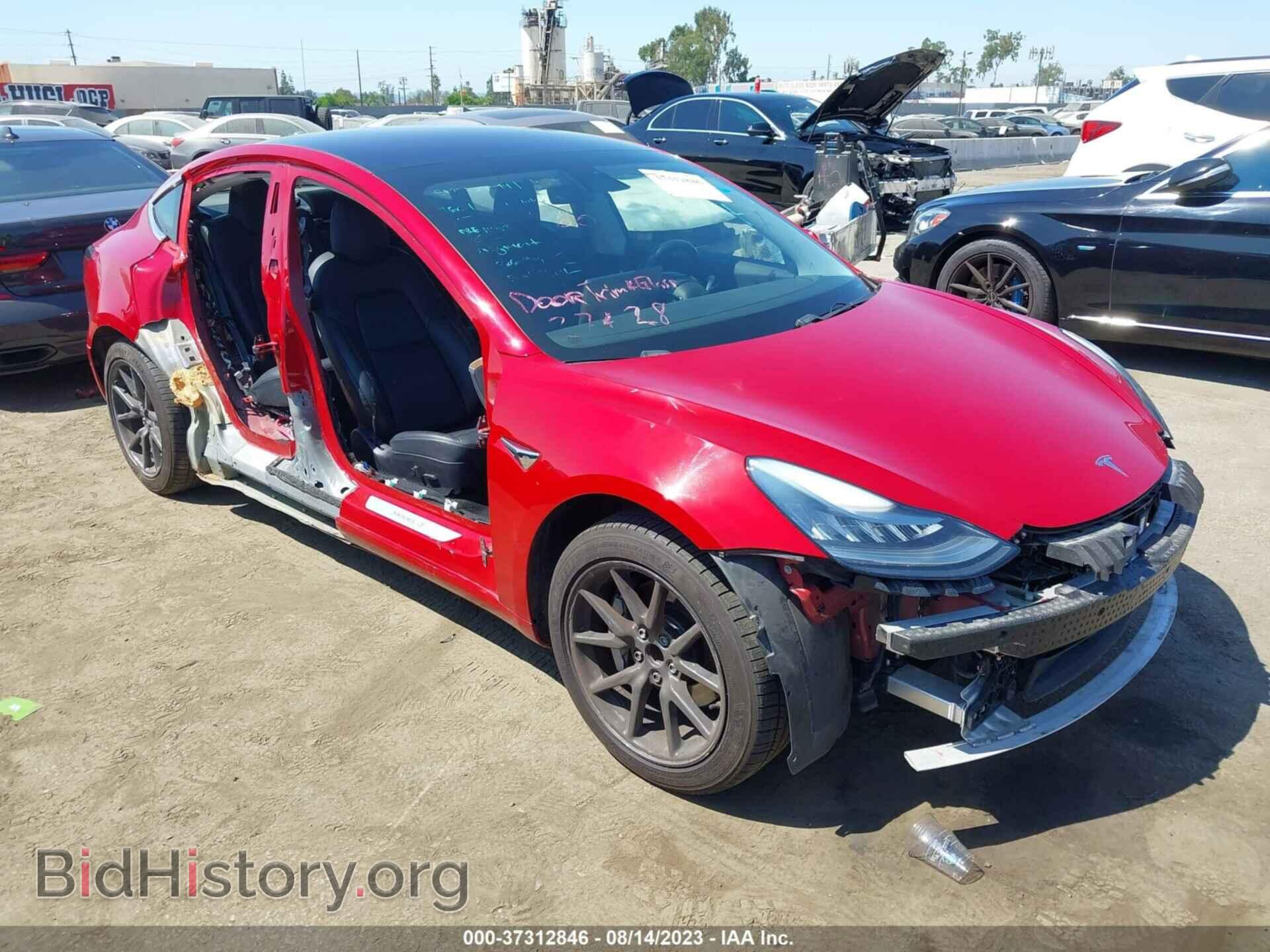 Фотография 5YJ3E1EA0JF026977 - TESLA MODEL 3 2018