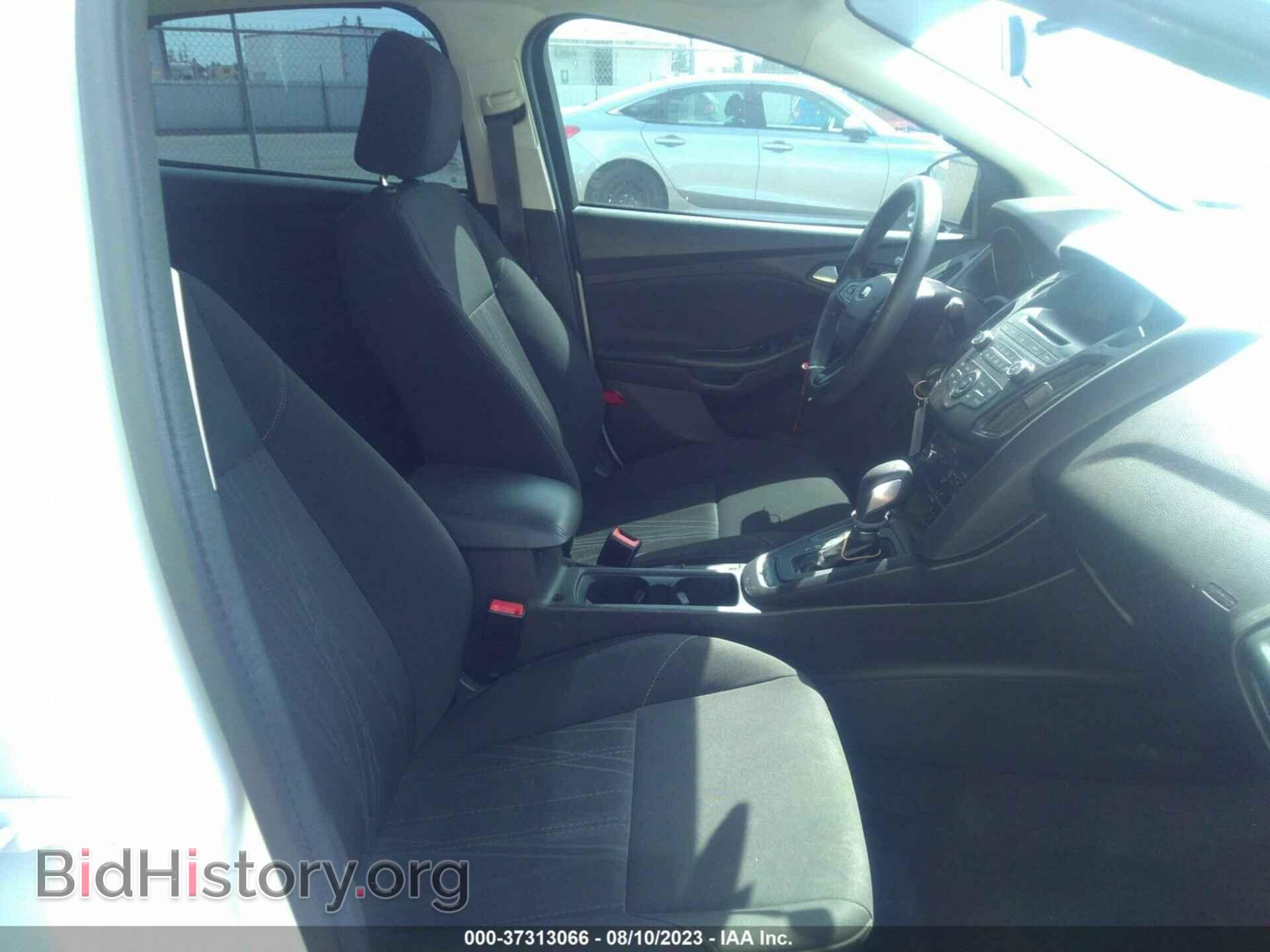 2017 FORD FOCUS - VIN: 1FADP3F24HL296437 - Photo 5