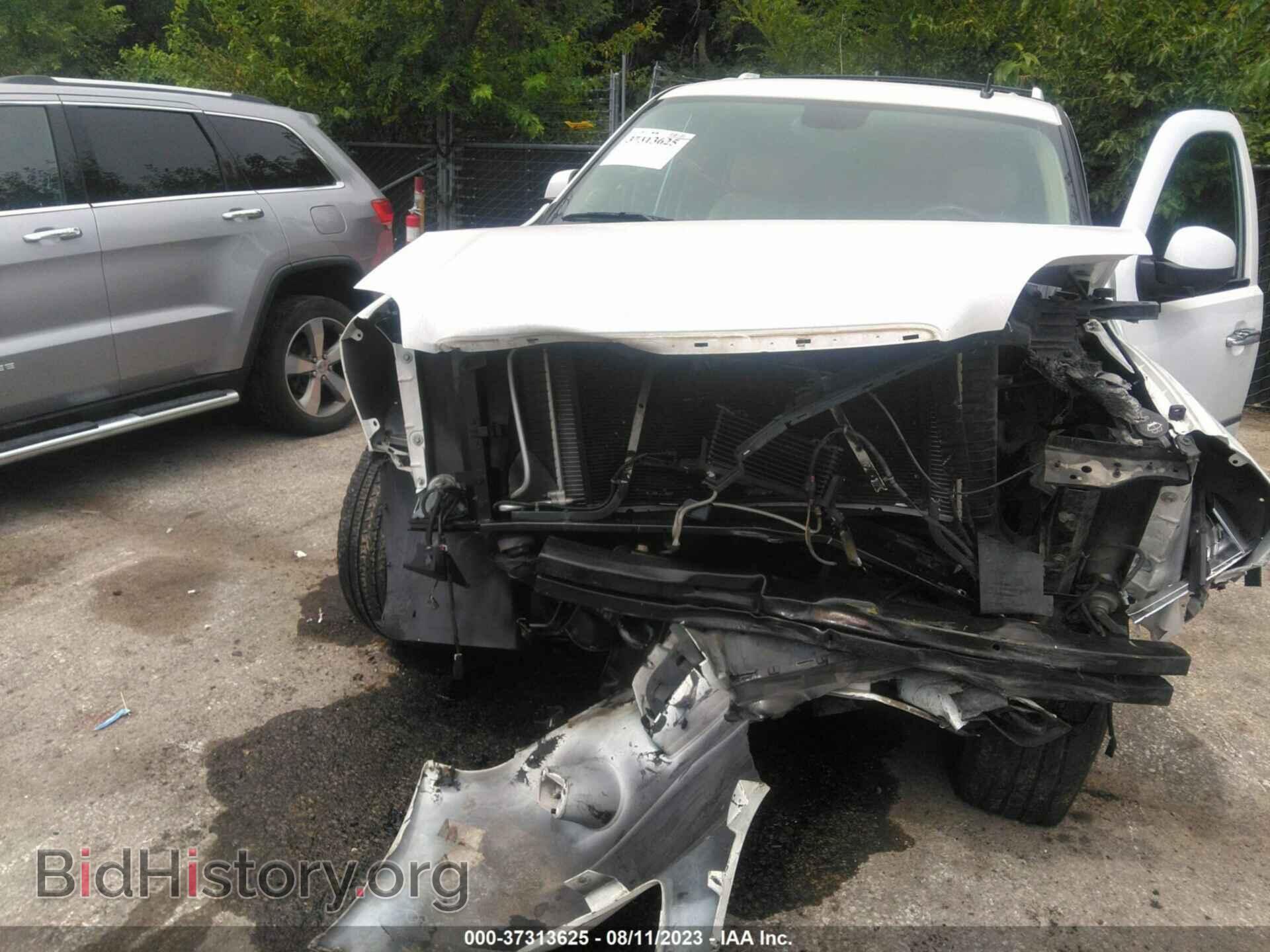 2011 GMC YUKON - VIN: 1GKS2EEFXBR398799 - Photo 6