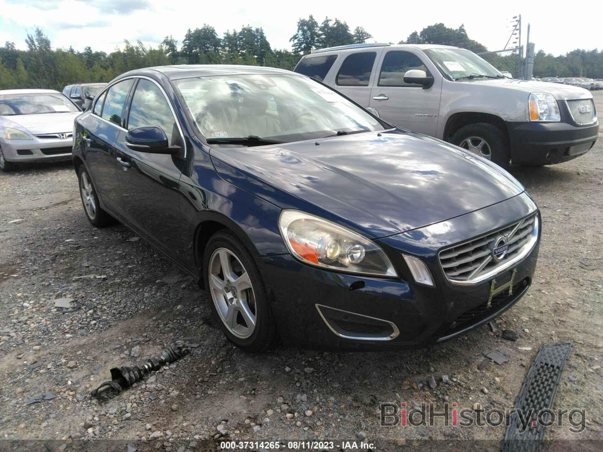 Photo YV1612FH0D2185154 - VOLVO S60 2013