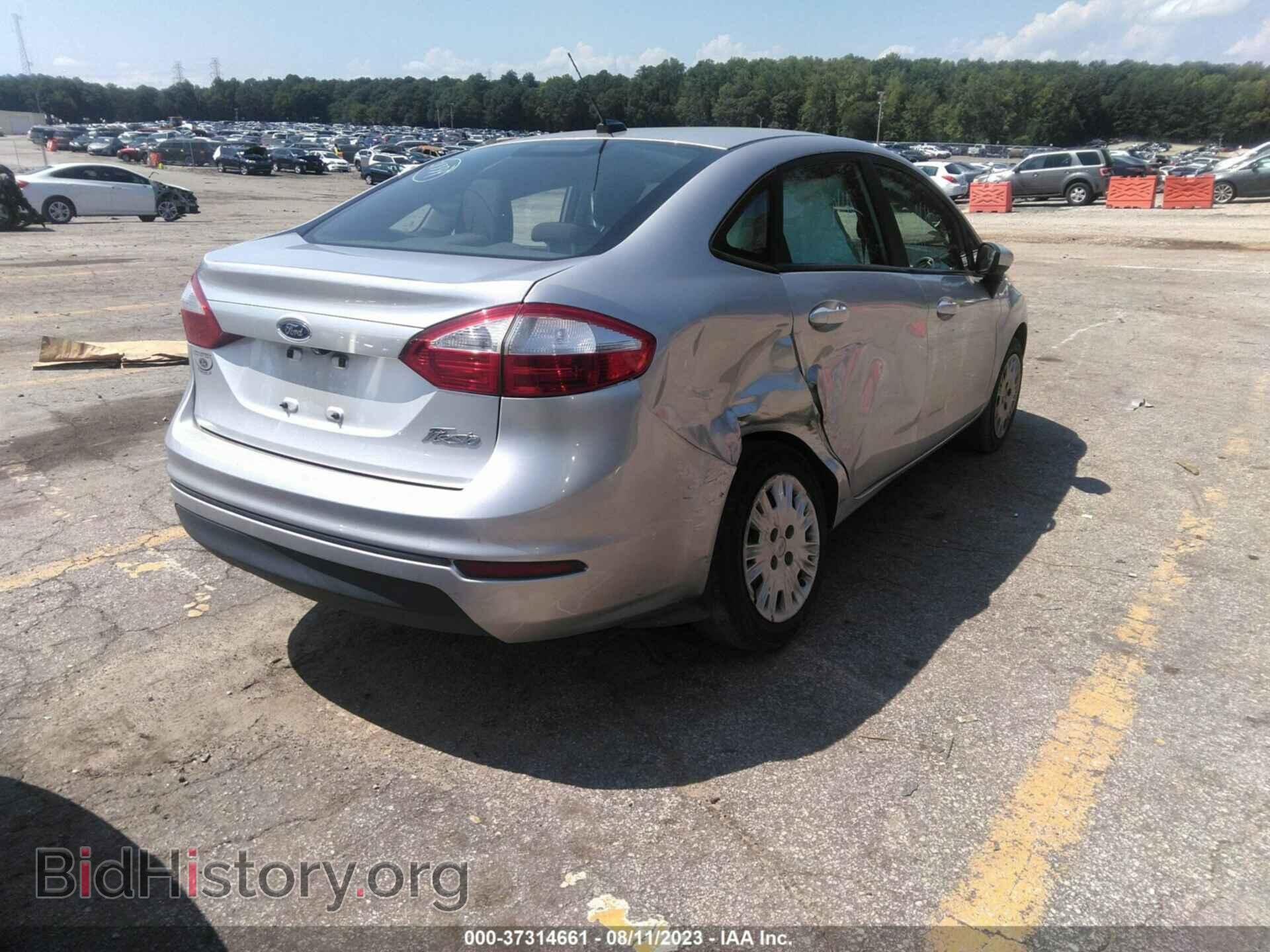 2018 FORD FIESTA - VIN: 3FADP4AJ4JM143355 - Фото 4