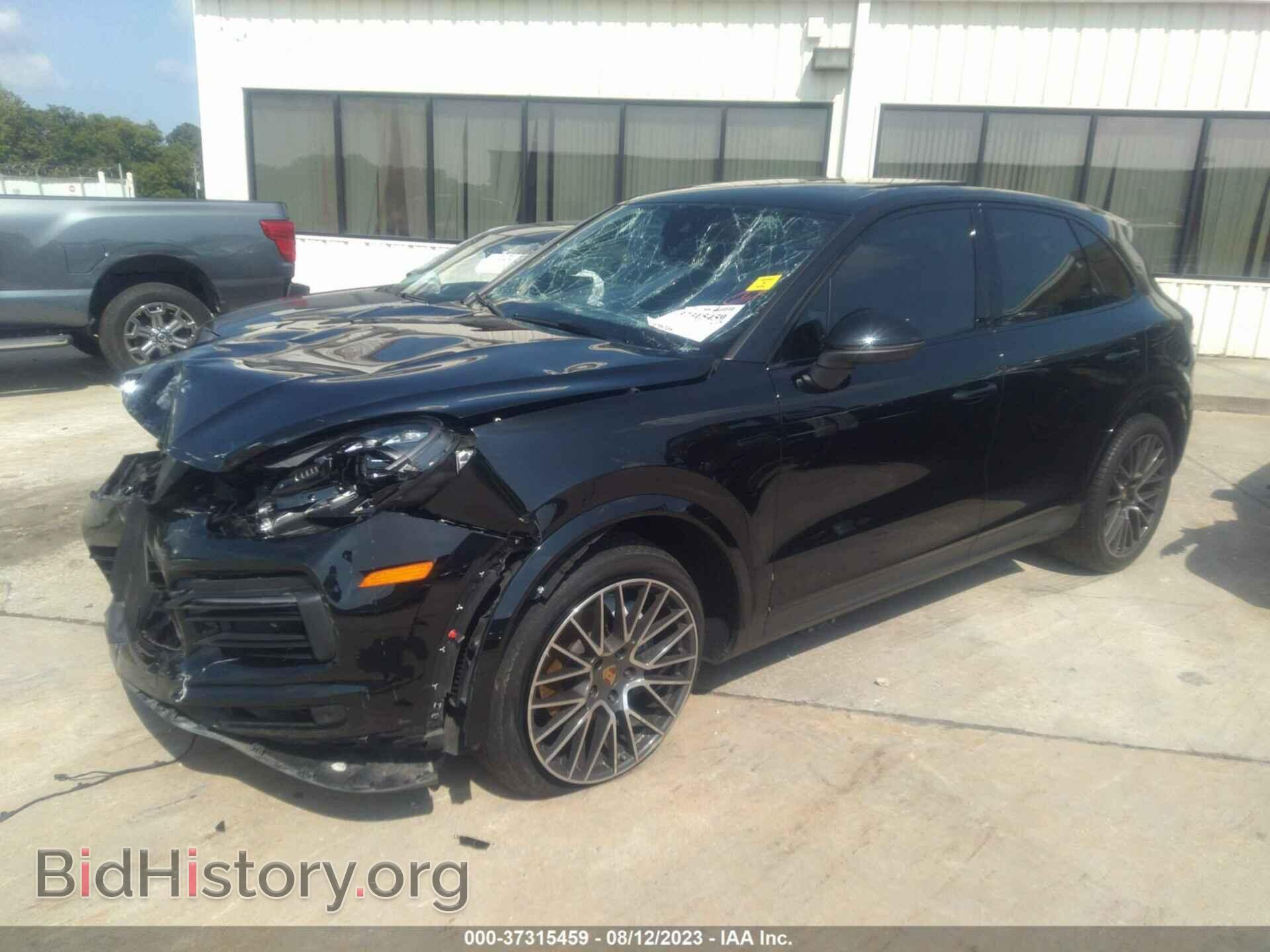 2020 PORSCHE CAYENNE - VIN: WP1AA2AY3LDA06839 - Photo 2