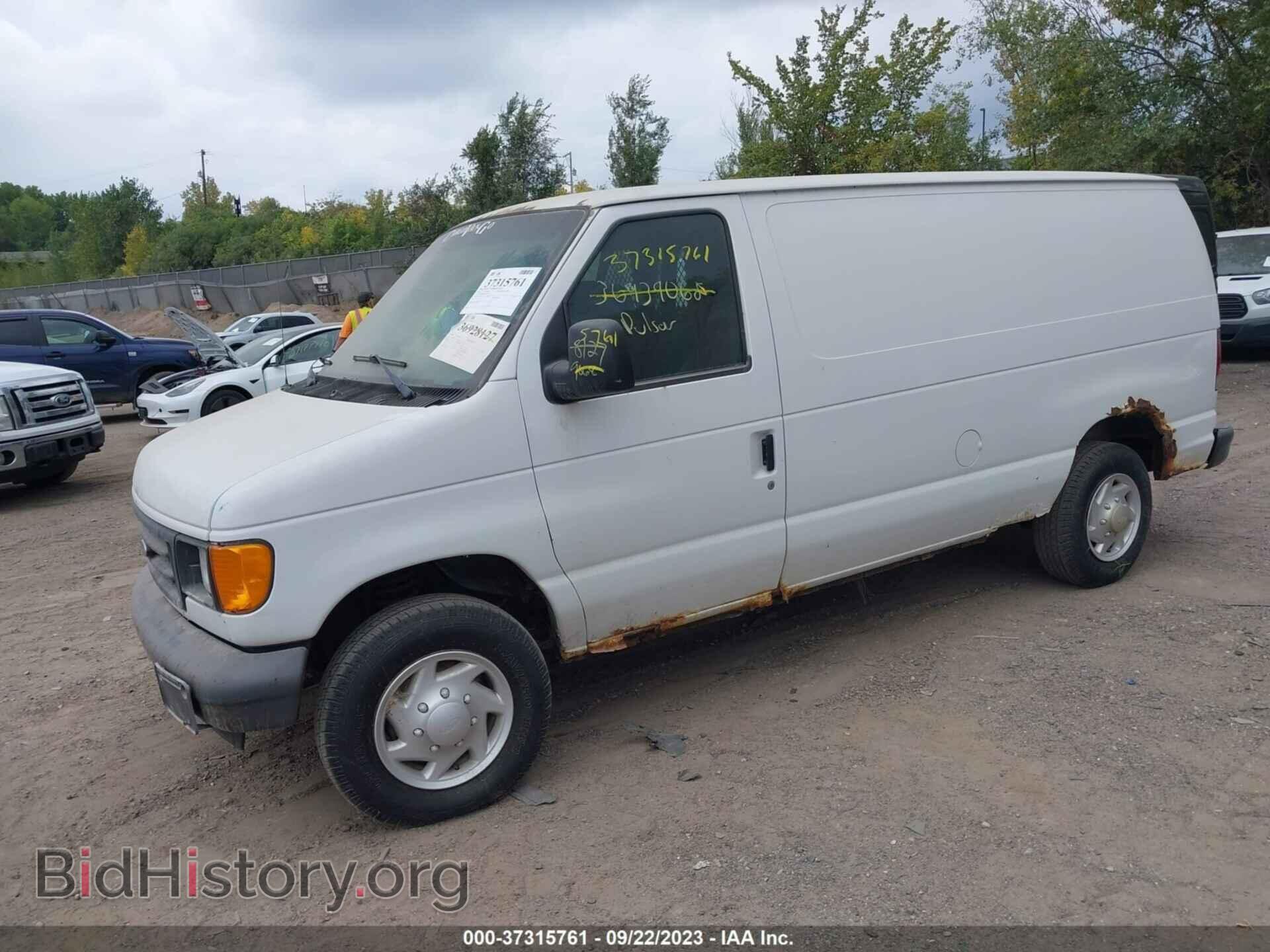 2007 FORD ECONOLINE CARGO VAN - VIN: 1FTNE14W47DA51970 - Фото 2