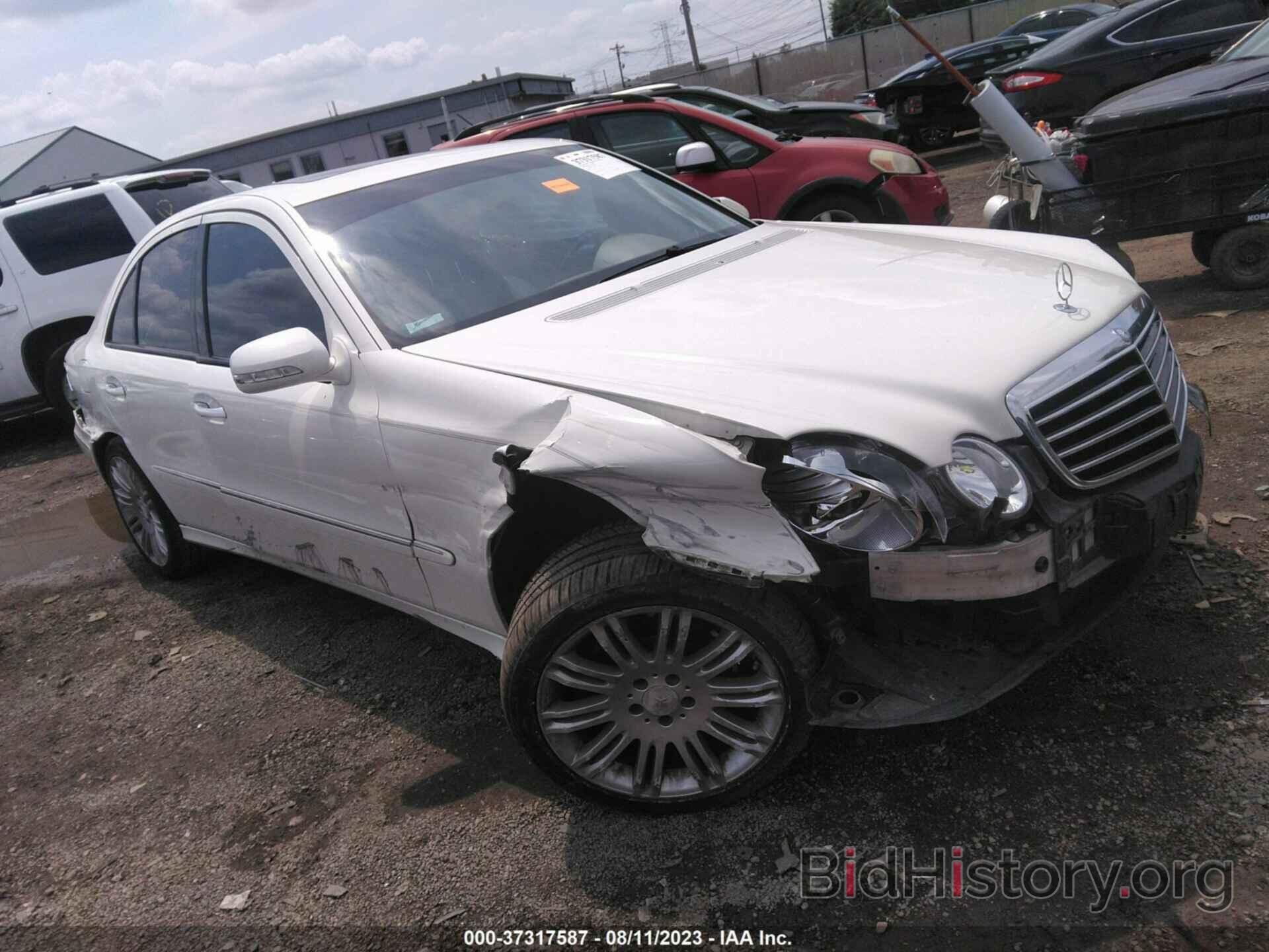 Photo WDBUF87X28B297725 - MERCEDES-BENZ E-CLASS 2008