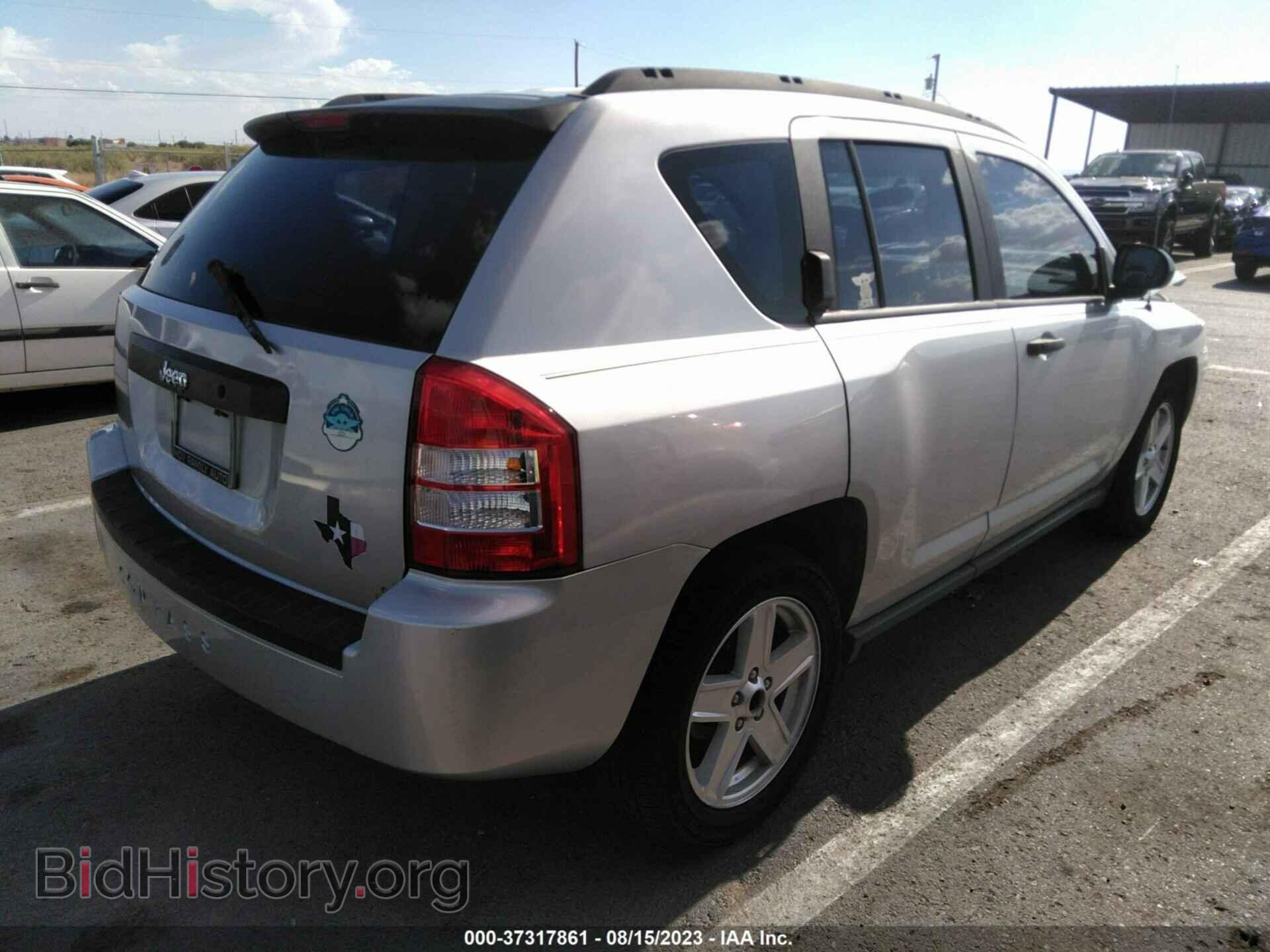 2007 JEEP COMPASS - VIN: 1J8FT47W37D378263 - Фото 4