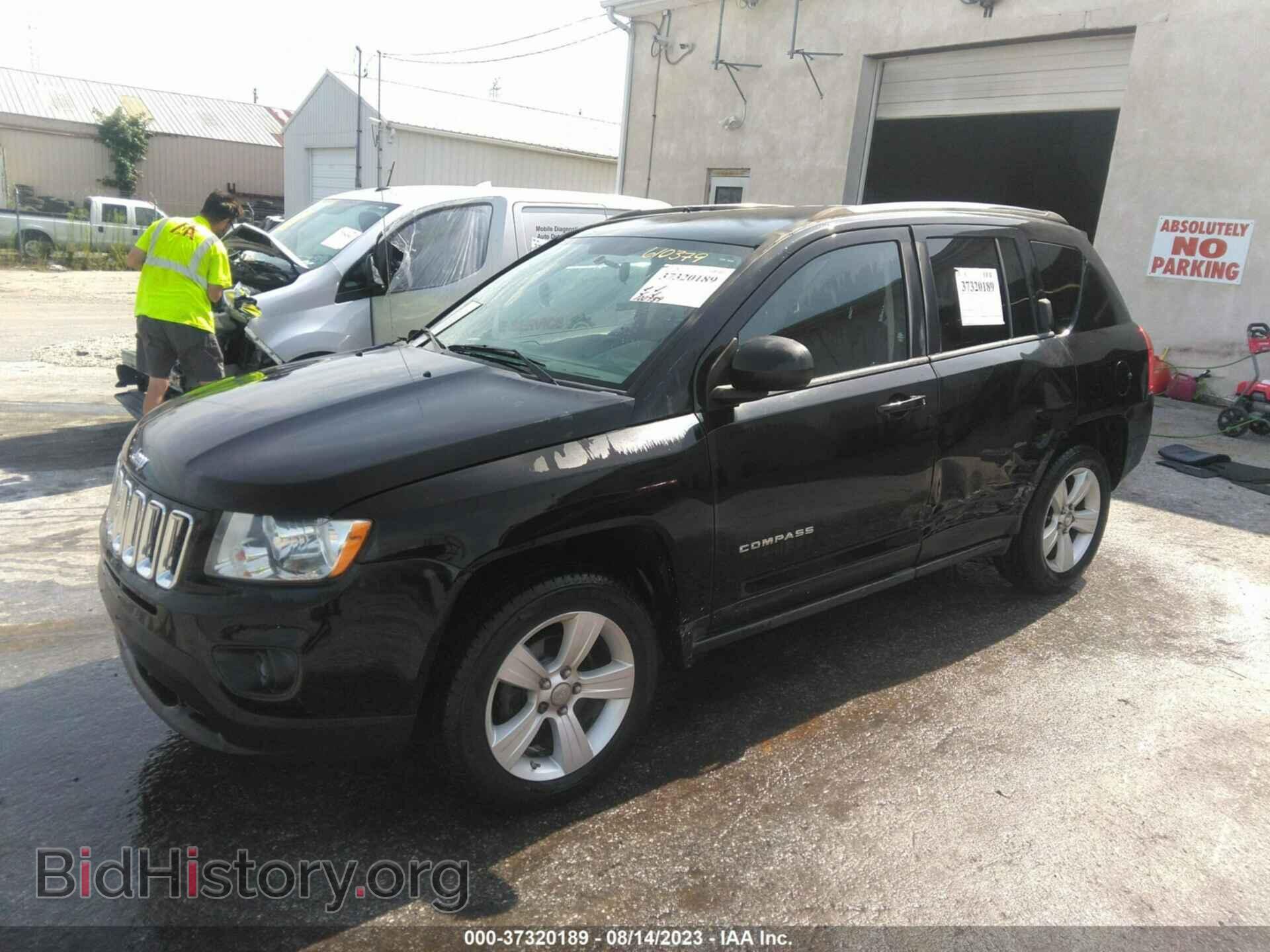 2012 JEEP COMPASS - VIN: 1C4NJCEB4CD610379 - Photo 2