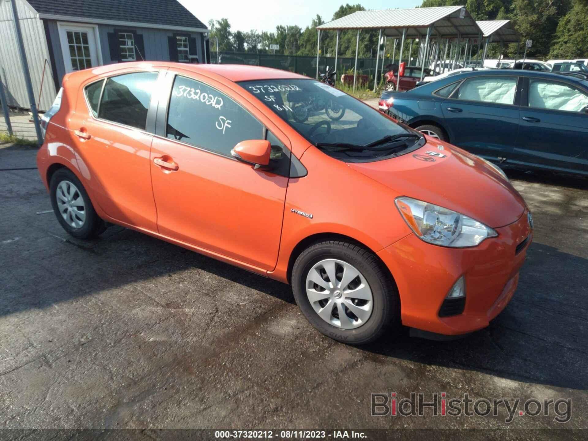 Photo JTDKDTB38E1085144 - TOYOTA PRIUS C 2014