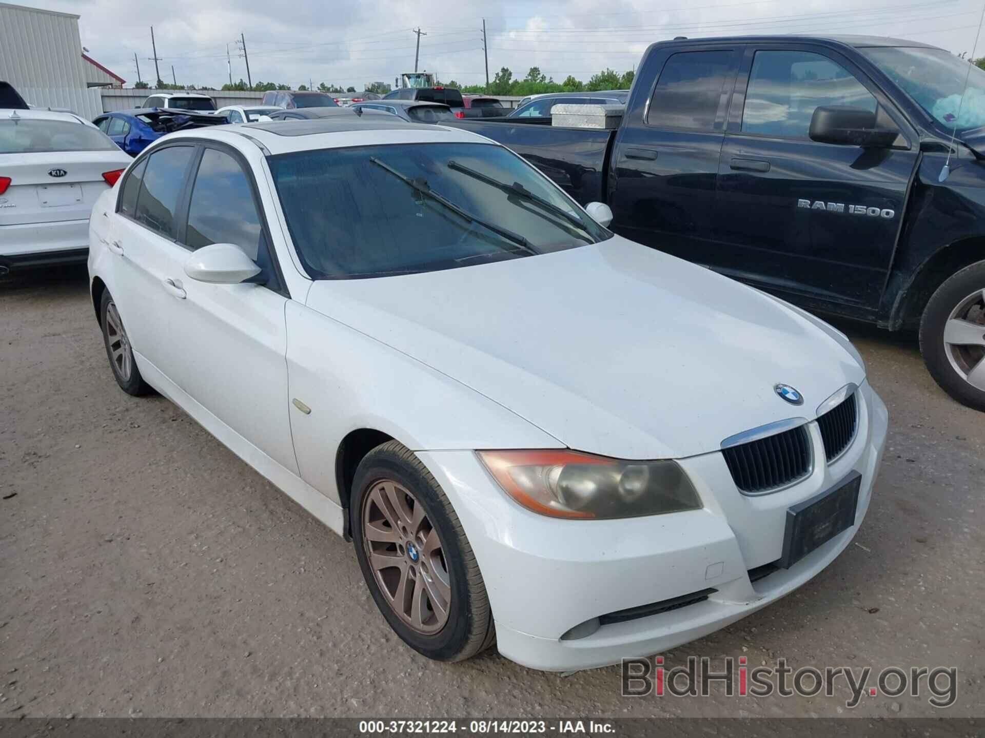 Photo WBAVA33557KX81041 - BMW 3 SERIES 2007