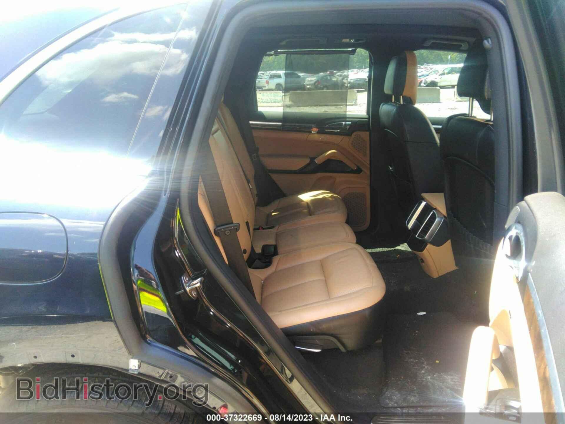 2016 PORSCHE CAYENNE - VIN: WP1AE2A29GLA64126 - Фото 8