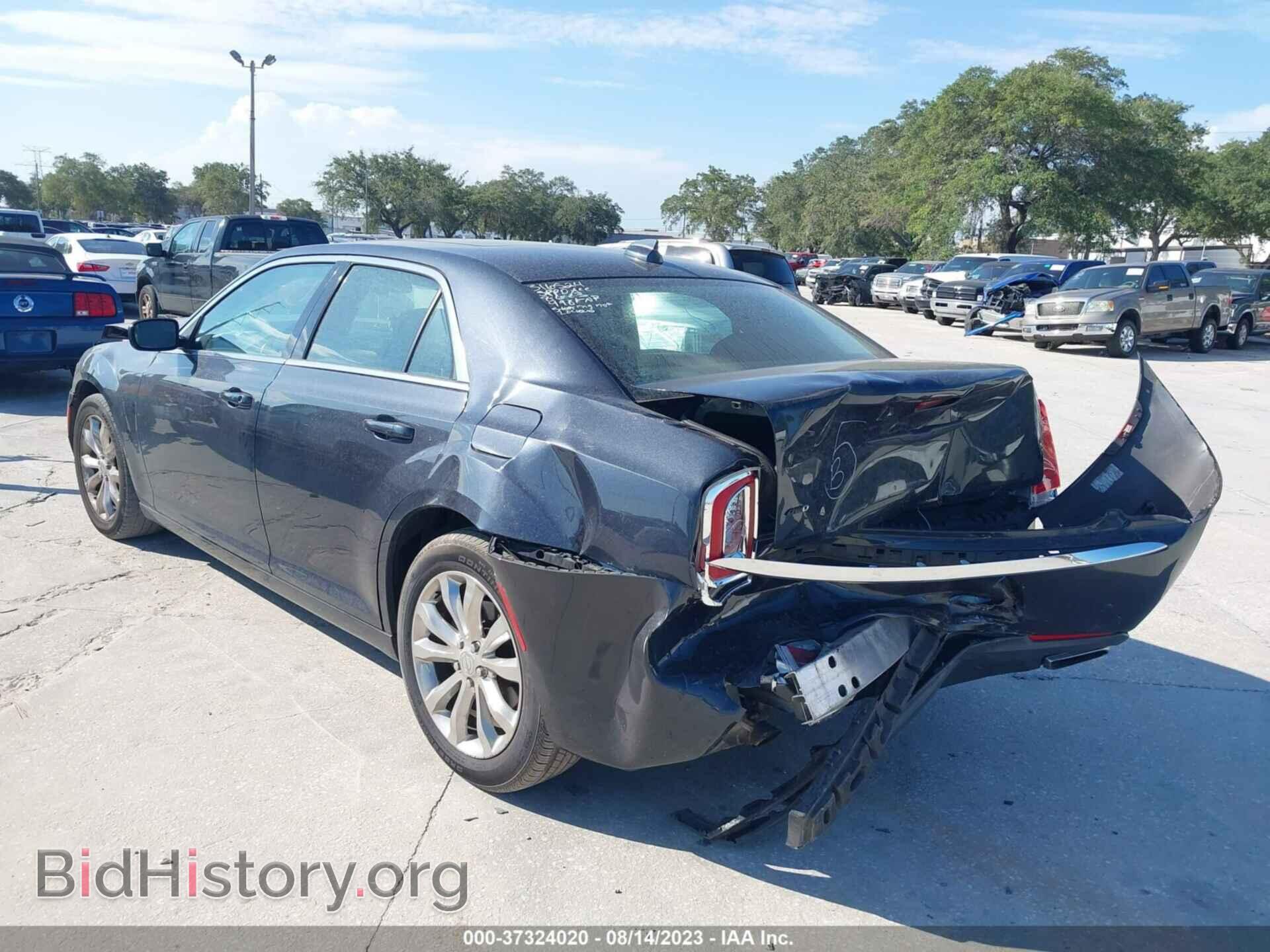2016 CHRYSLER 300 - VIN: 2C3CCARG1GH212796 - Фото 3