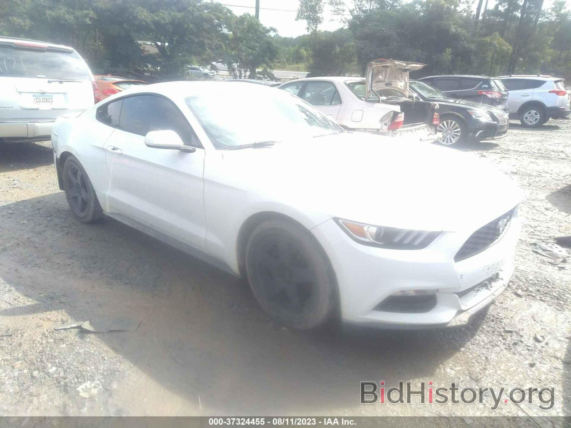 Photo 1FA6P8AM5F5411854 - FORD MUSTANG 2015