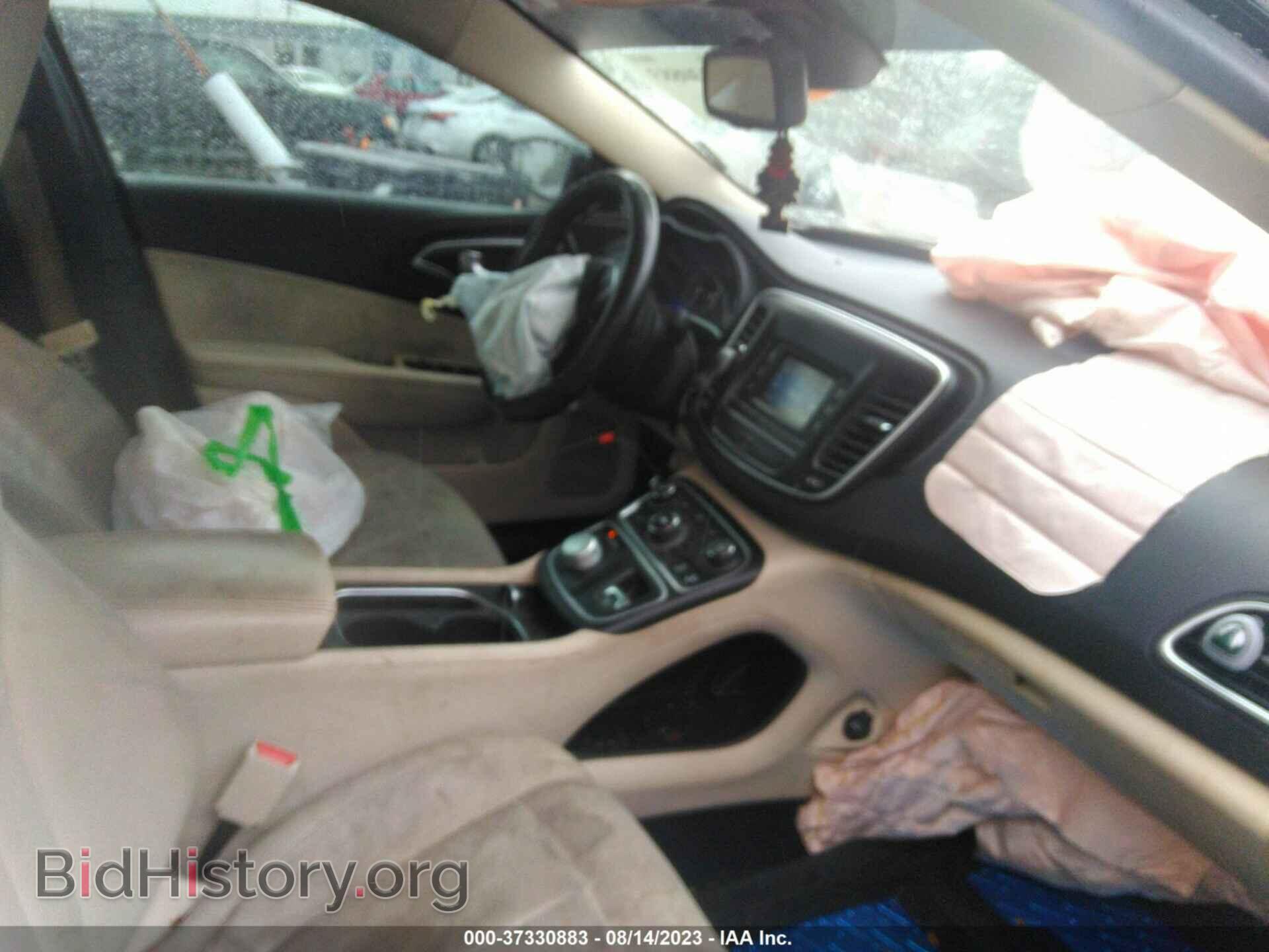 2015 CHRYSLER 200 - VIN: 1C3CCCAB9FN670586 - Фото 5