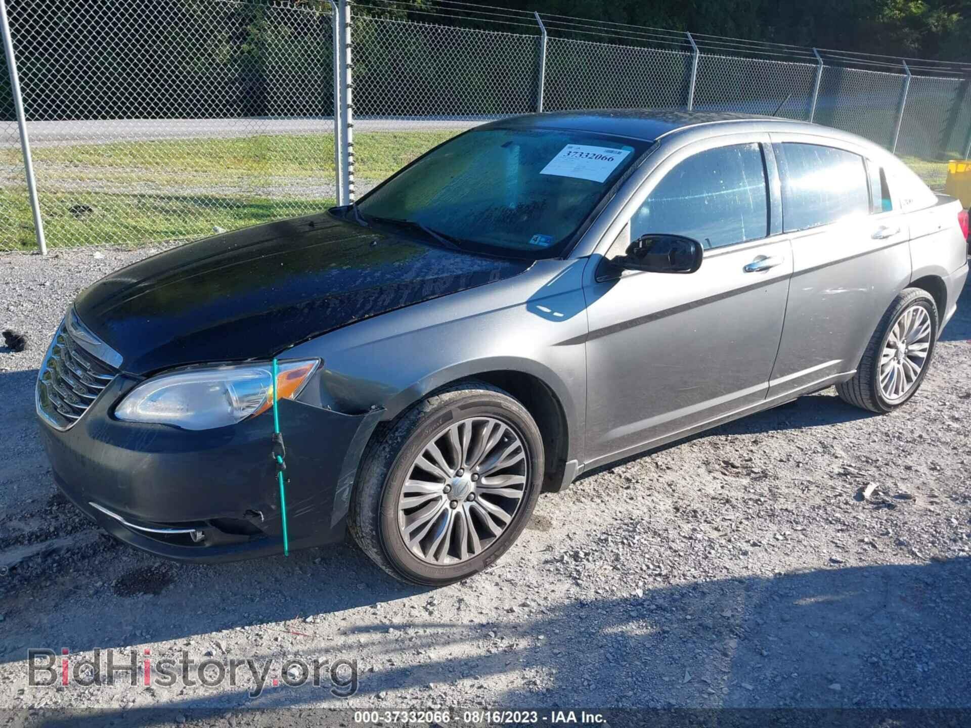 2012 CHRYSLER 200 - VIN: 1C3CCBCB0CN241839 - Фото 2