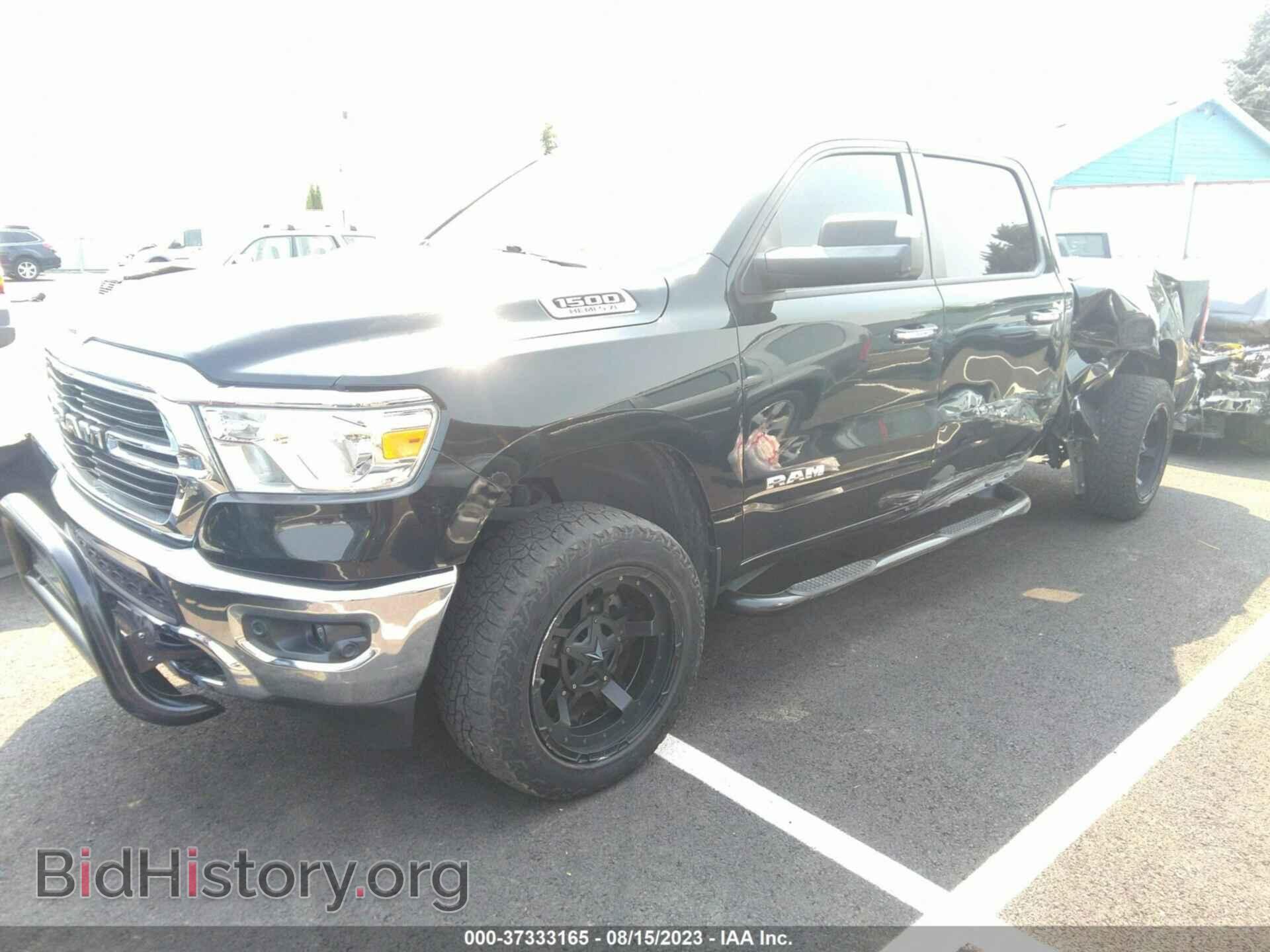 2019 RAM 1500 - VIN: 1C6SRFMT2KN782143 - Фото 2