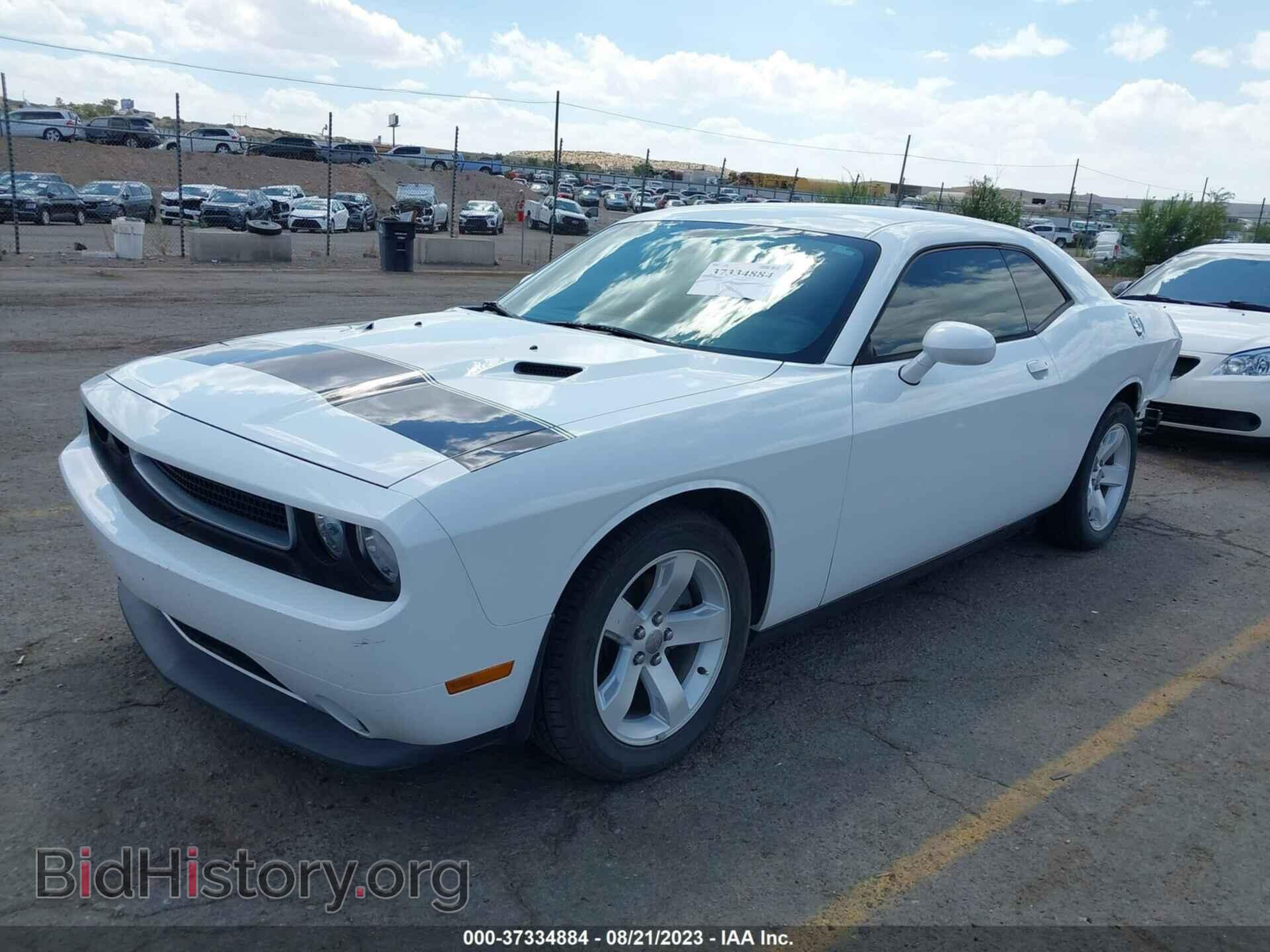 2014 DODGE CHALLENGER - VIN: 2C3CDYAG8EH256258 - Фото 2