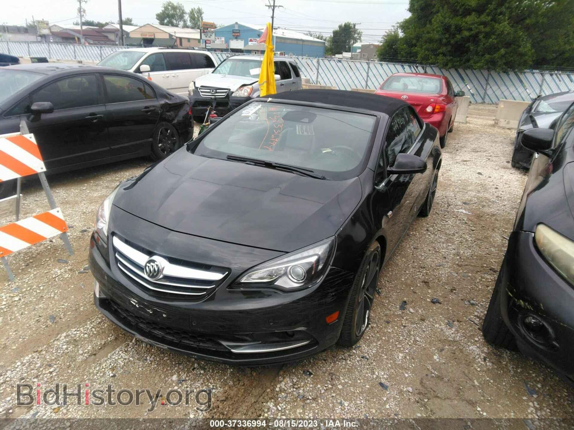 2016 BUICK CASCADA - VIN: W04WT3N52GG055634 - Photo 2