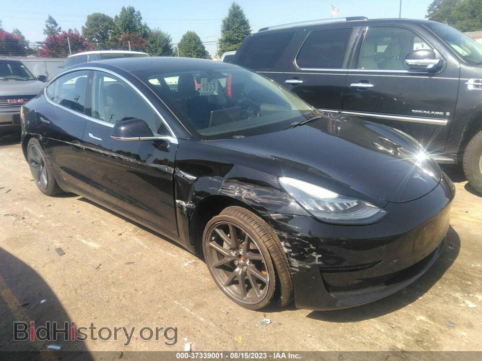 Фотография 5YJ3E1EB9JF062952 - TESLA MODEL 3 2018