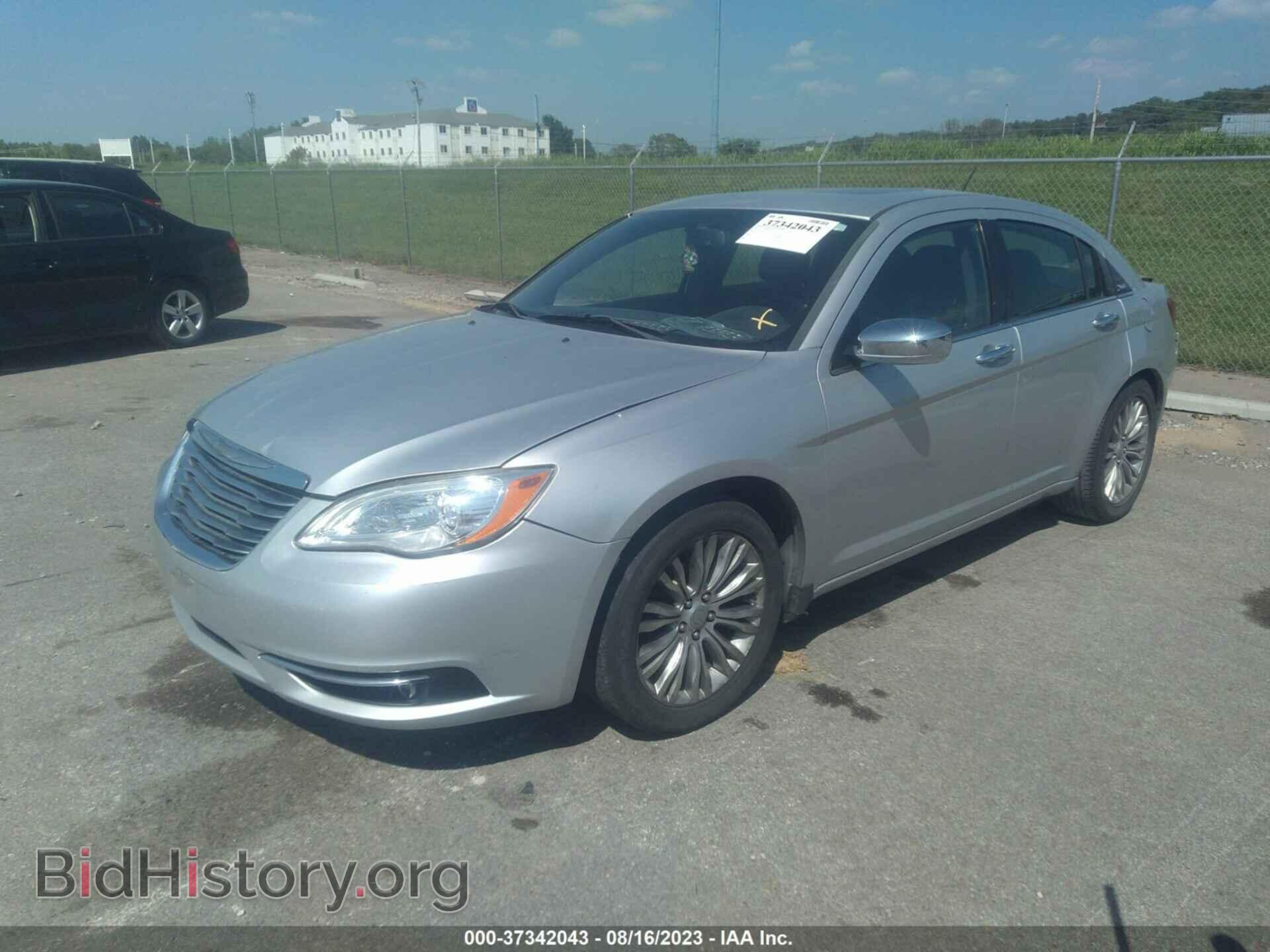 2012 CHRYSLER 200 - VIN: 1C3CCBCB6CN307231 - Photo 2