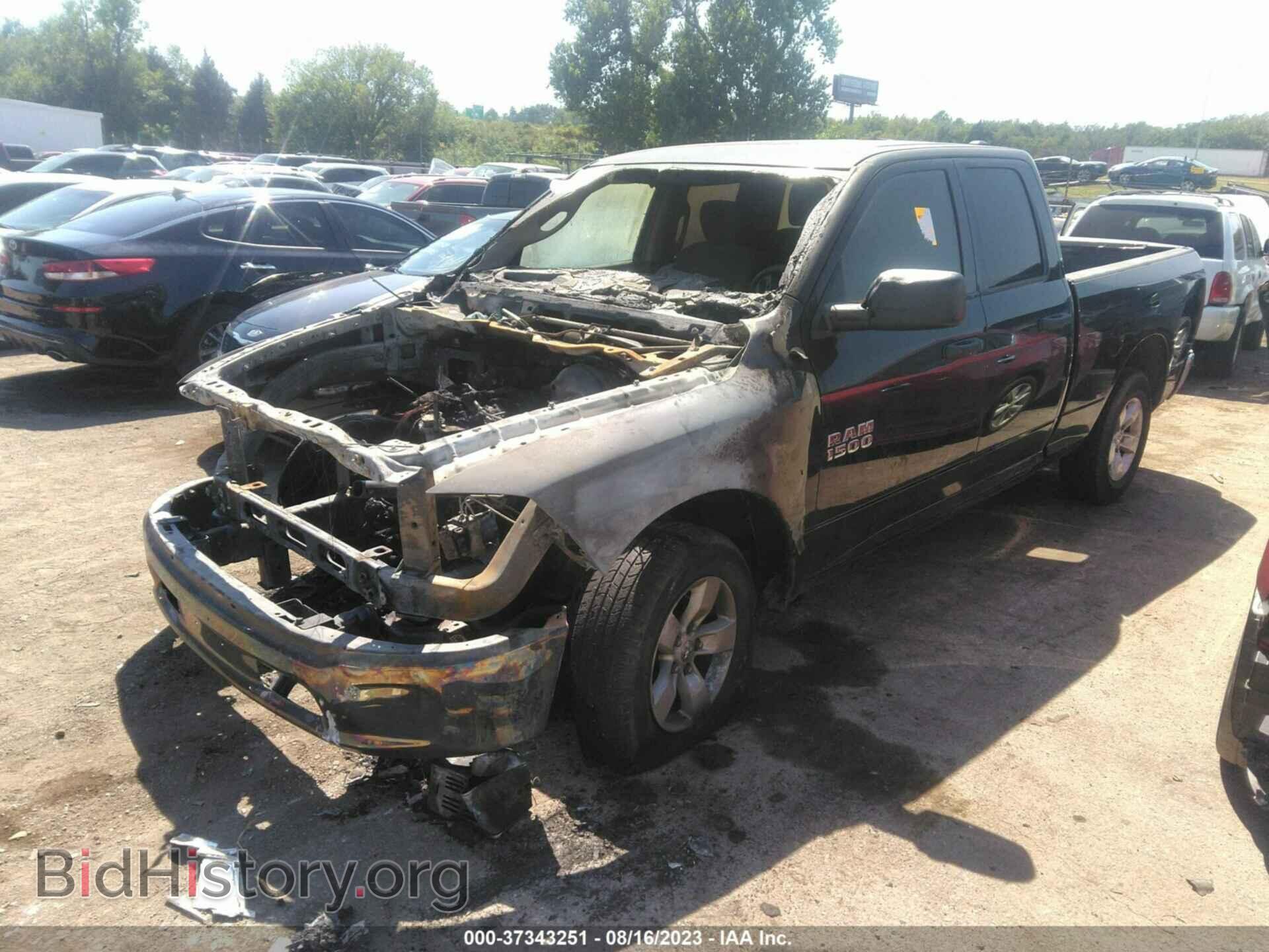 2017 RAM 1500 - VIN: 1C6RR6FG5HS805391 - Photo 2