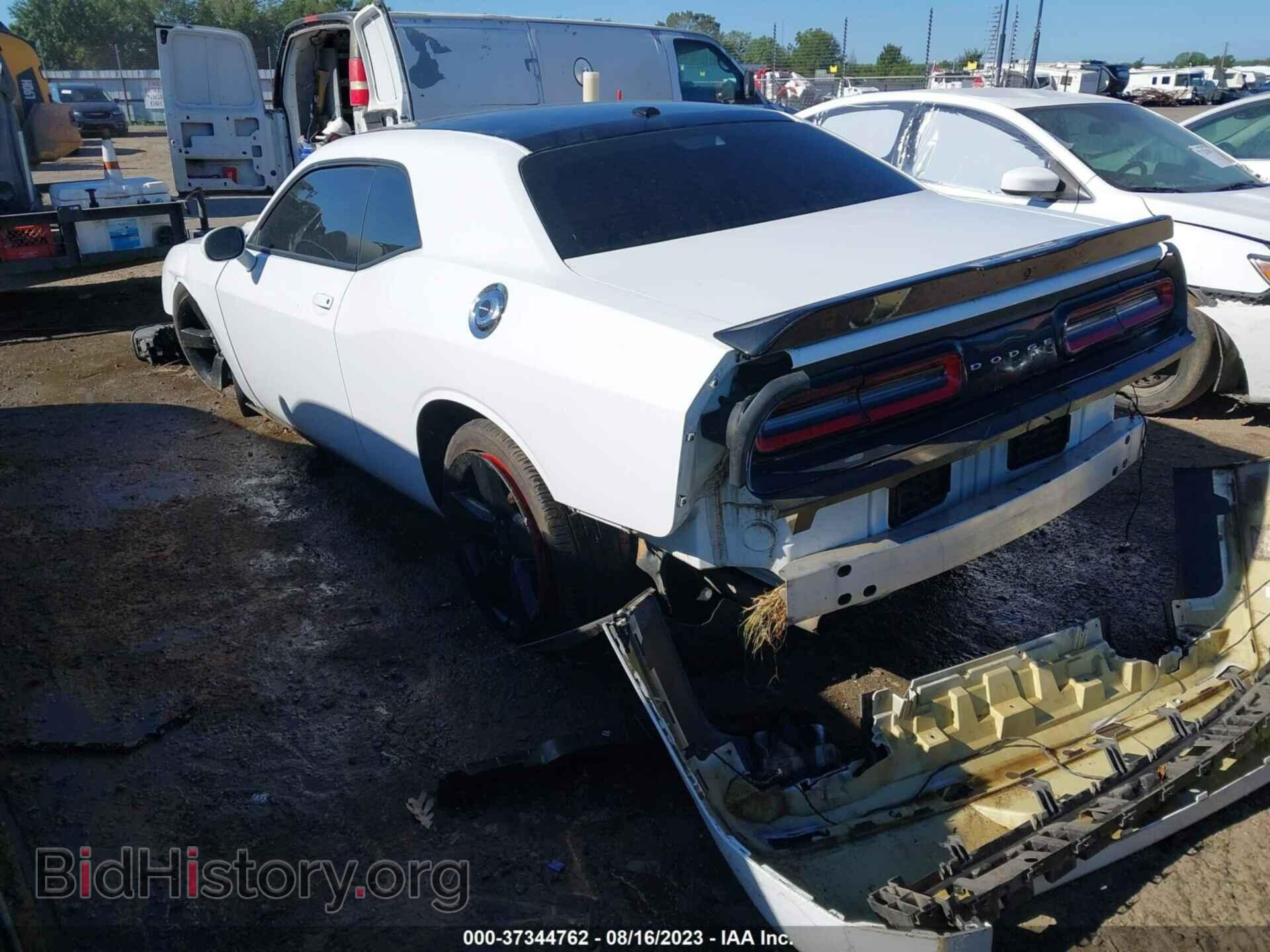 2018 DODGE CHALLENGER - VIN: 2C3CDZAGXJH305976 - Photo 3