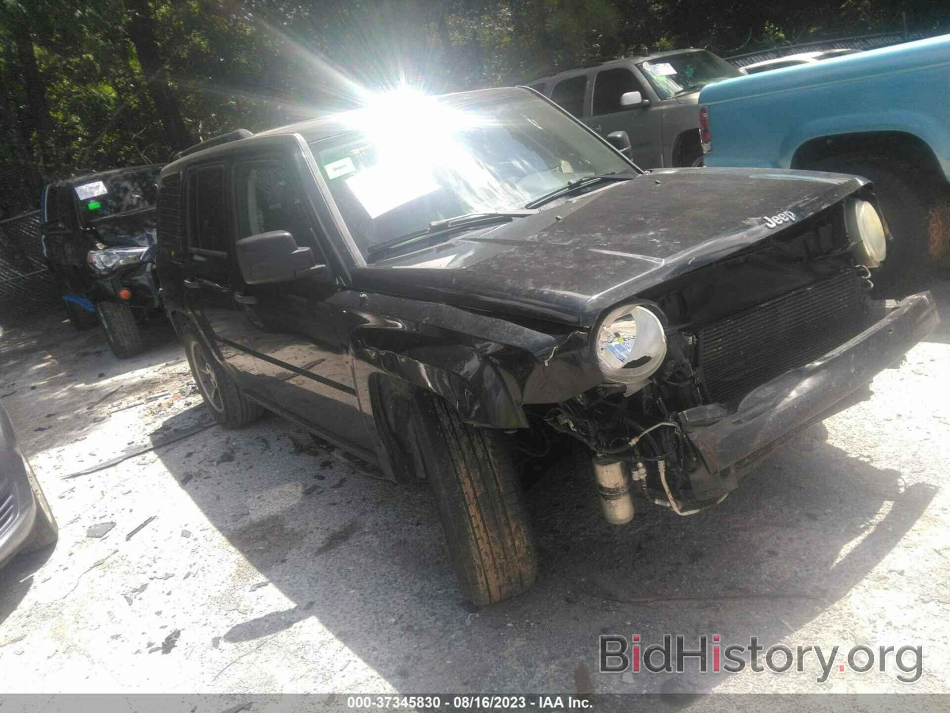 Photo 1J4FT28B59D250689 - JEEP PATRIOT 2009