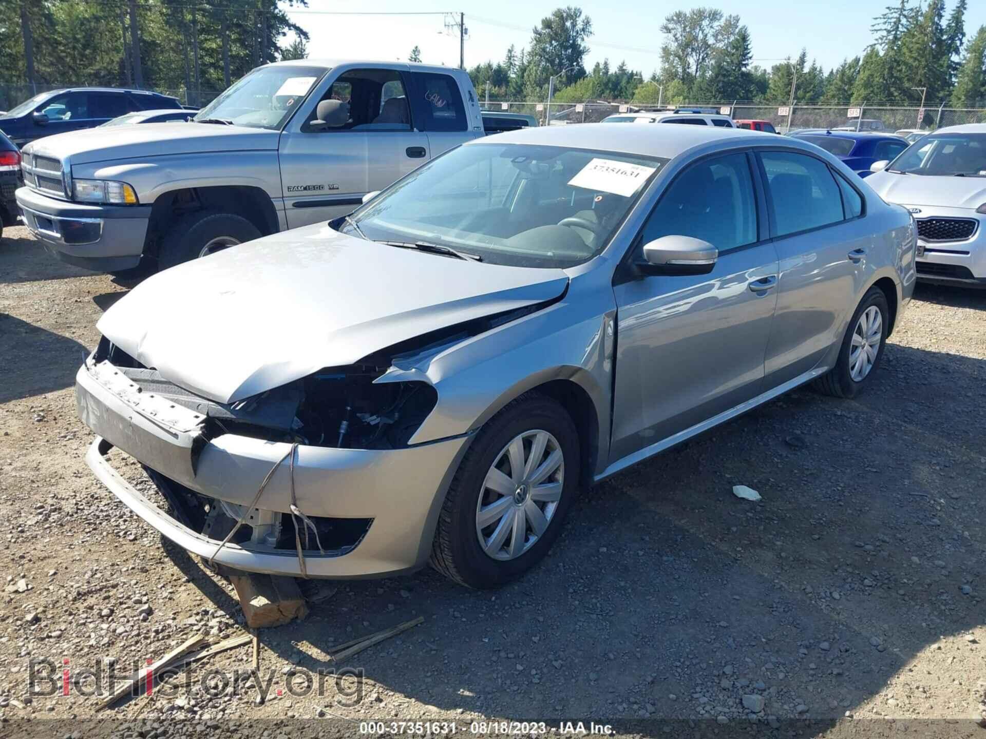 2013 VOLKSWAGEN PASSAT - VIN: 1VWAP7A36DC143456 - Фото 2