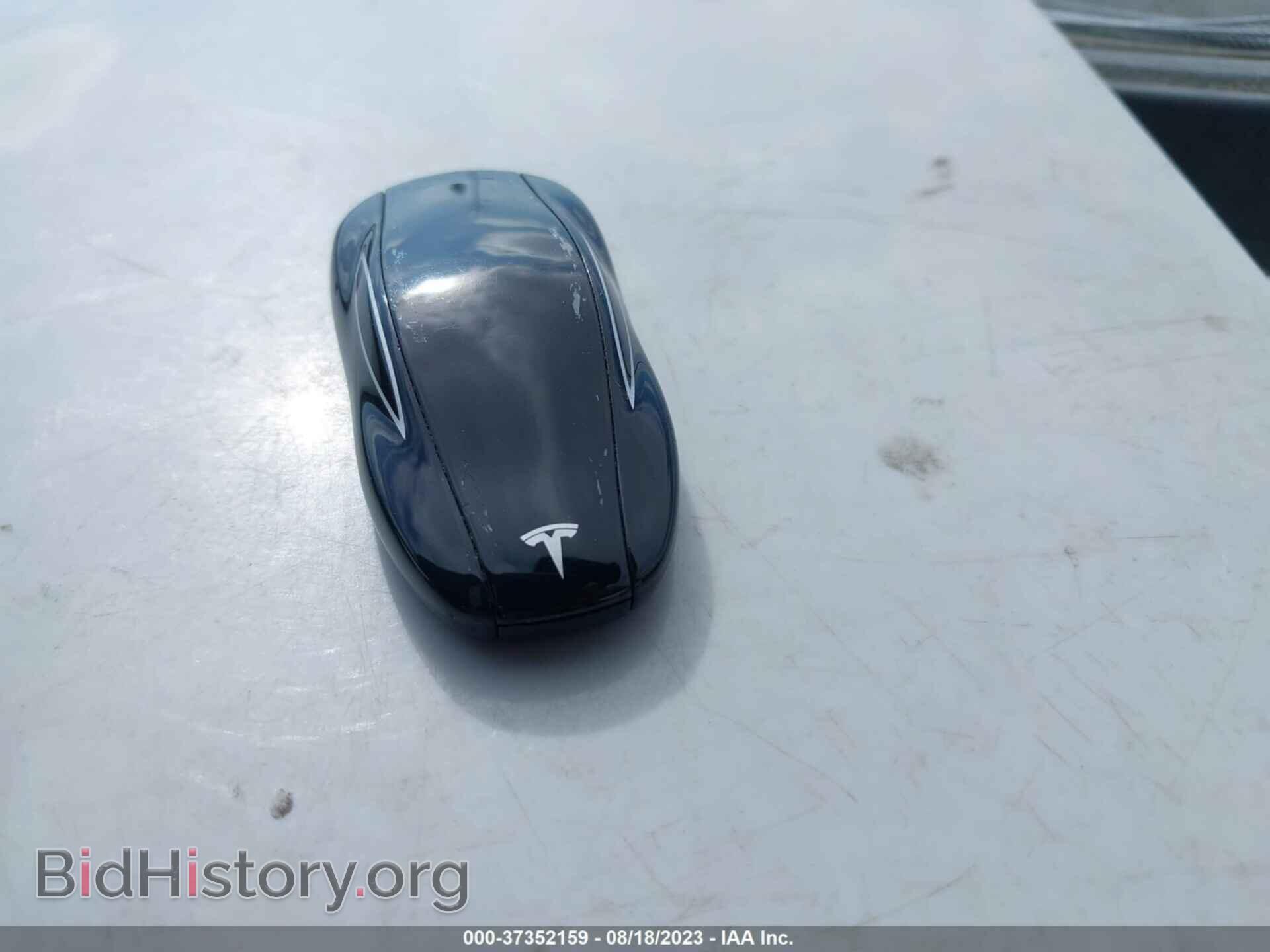 2015 TESLA MODEL S - VIN: 5YJSA1E2XFF117391 - Photo 11