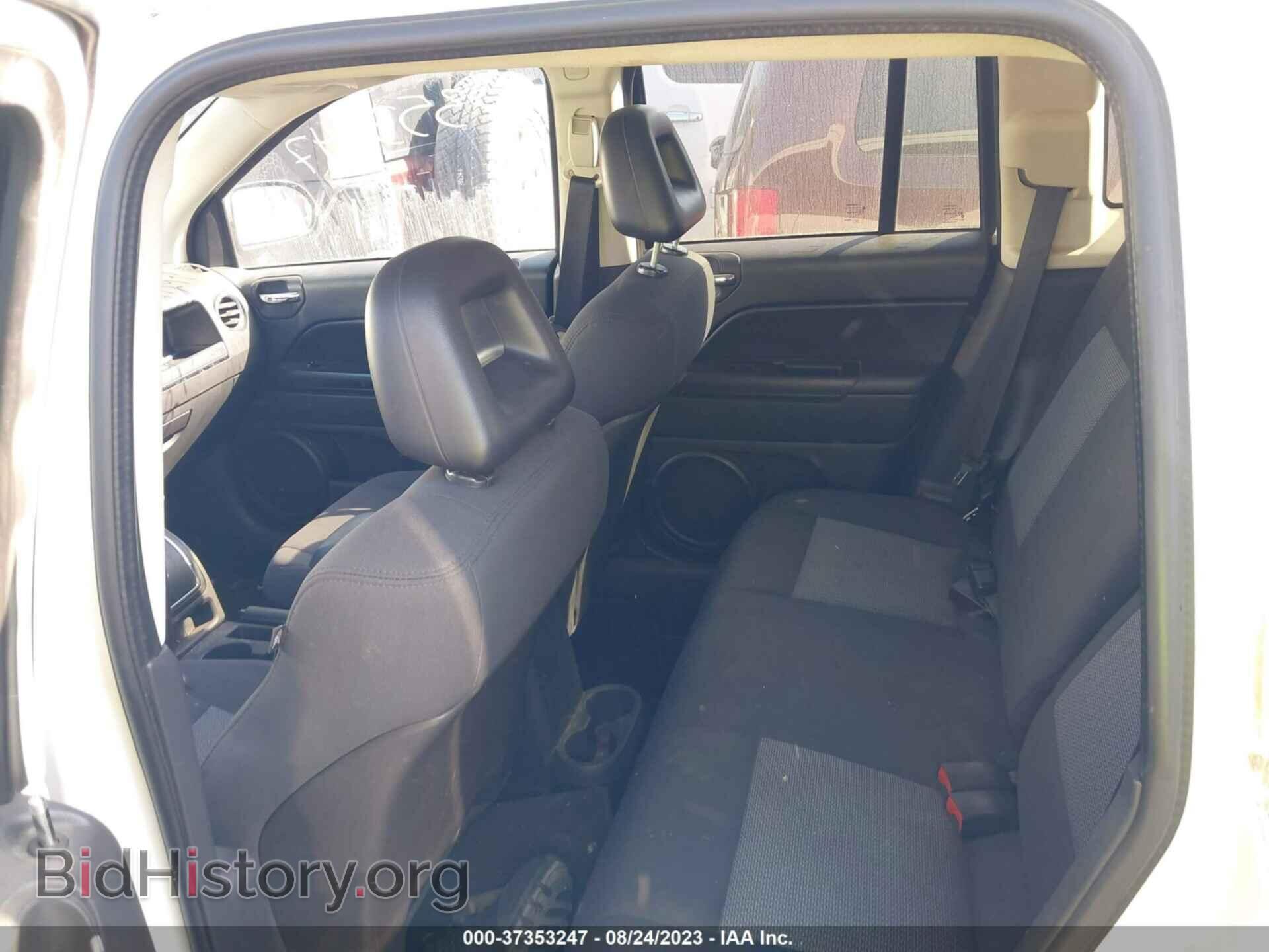 2009 JEEP COMPASS - VIN: 1J4FF47B79D137296 - Фото 8