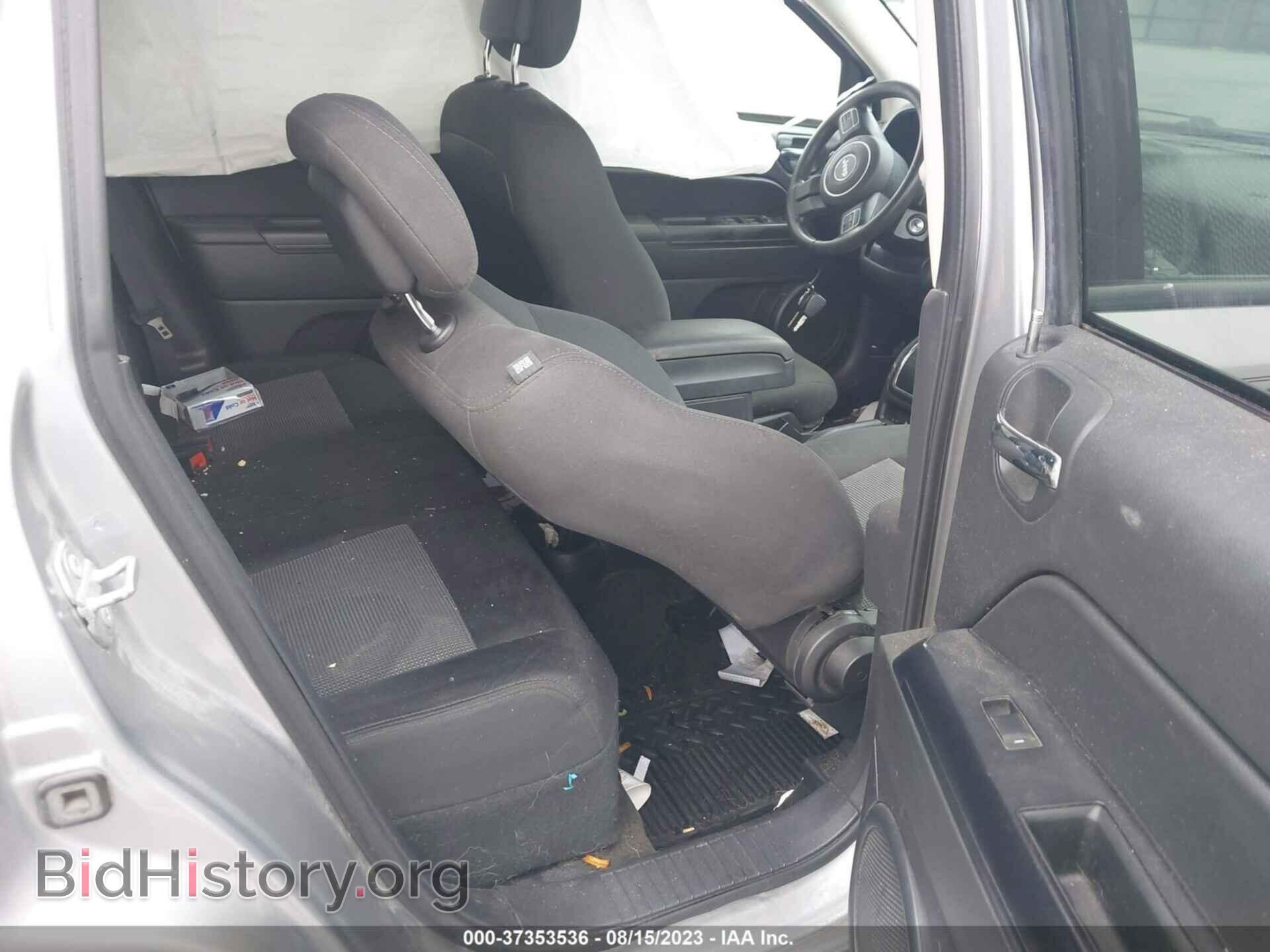 2016 JEEP COMPASS - VIN: 1C4NJDBB6GD535491 - Фото 8