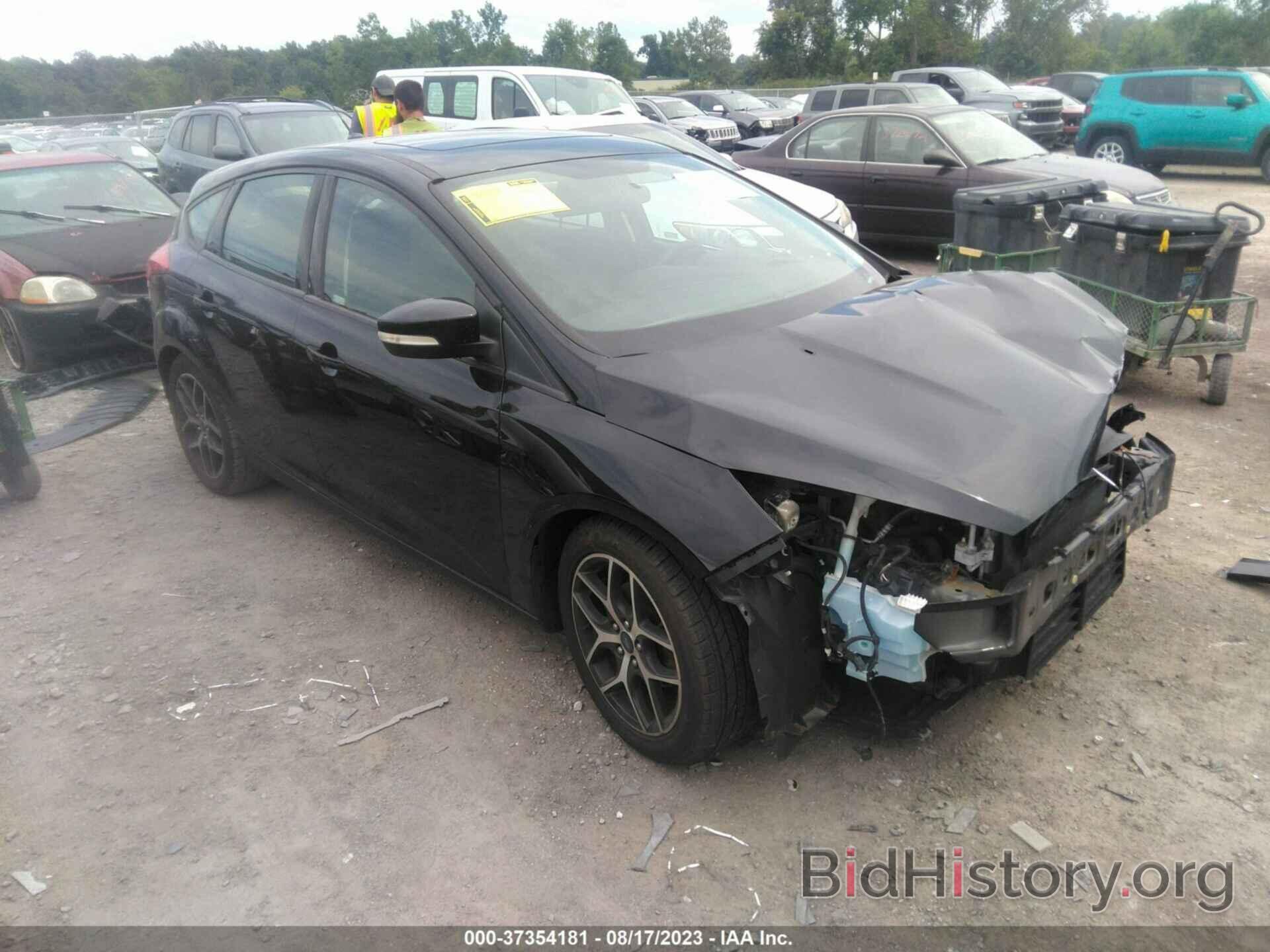 Photo 1FADP3M2XJL243573 - FORD FOCUS 2018