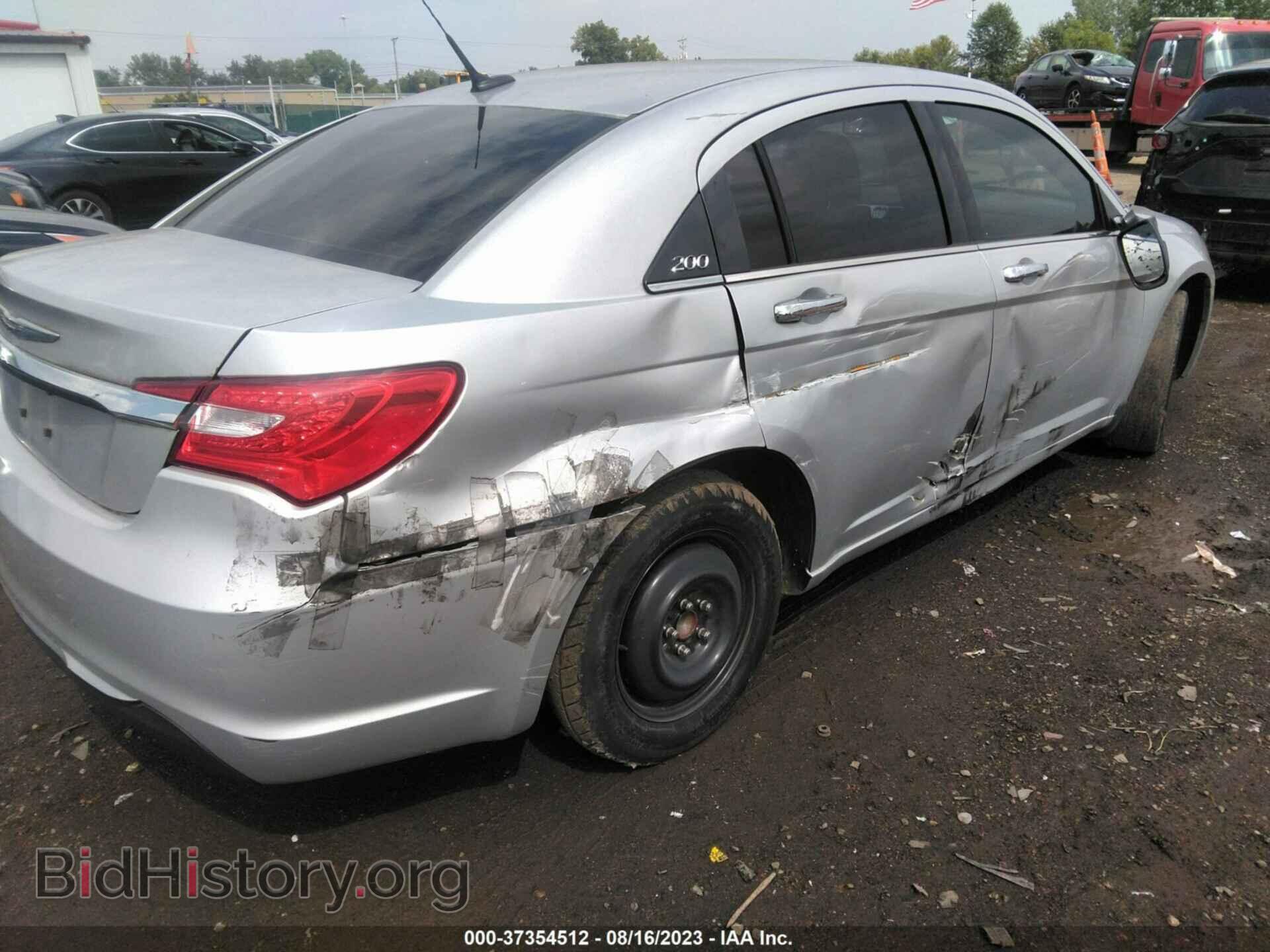 2011 CHRYSLER 200 - VIN: 1C3BC2FBXBN501007 - Фото 6