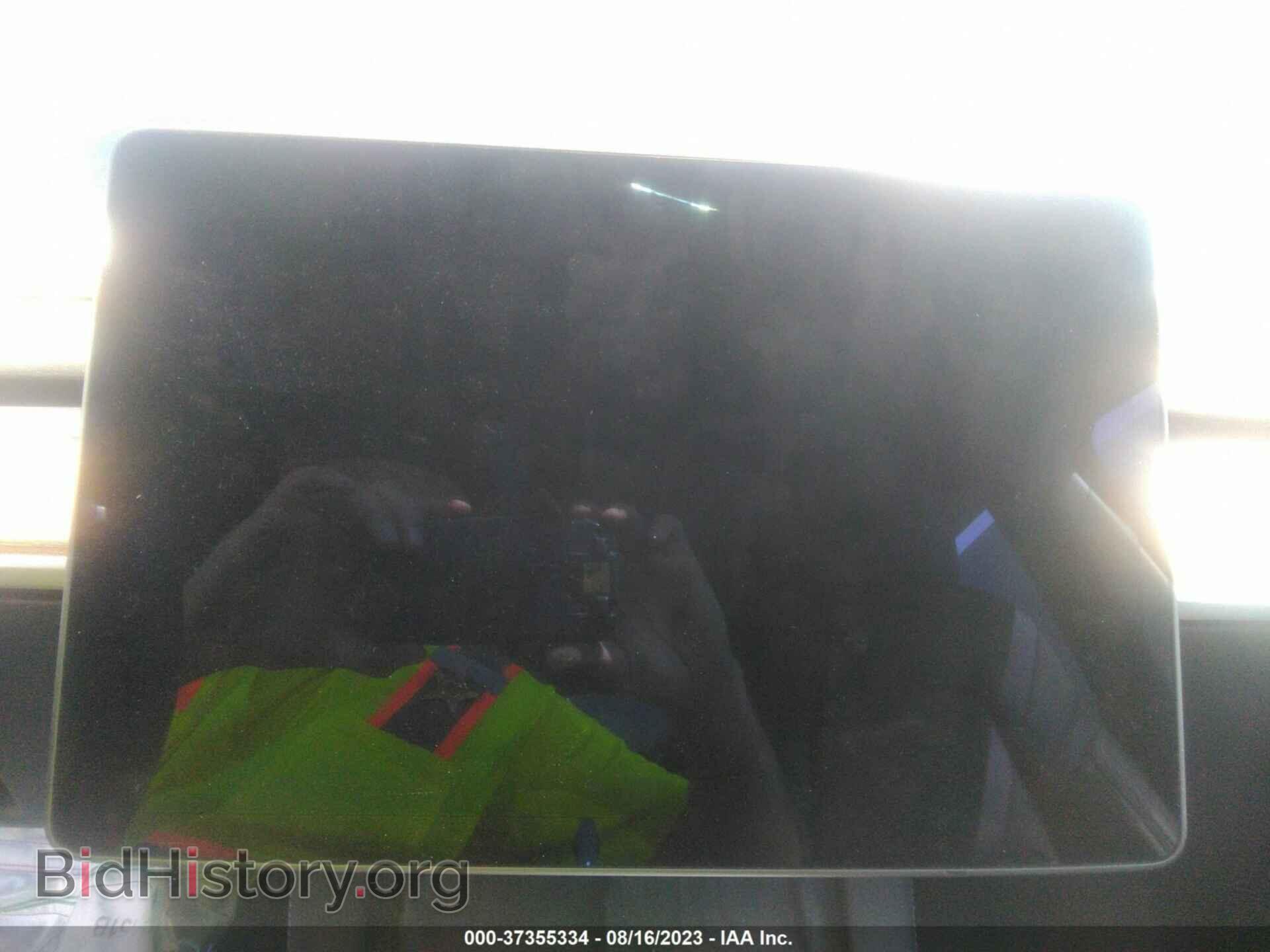 2022 TESLA MODEL Y - VIN: 7SAYGDEE4NF325661 - Photo 7