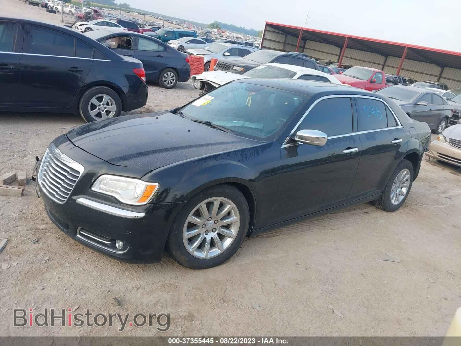 2013 CHRYSLER 300C - VIN: 2C3CCAET0DH686446 - Фото 2
