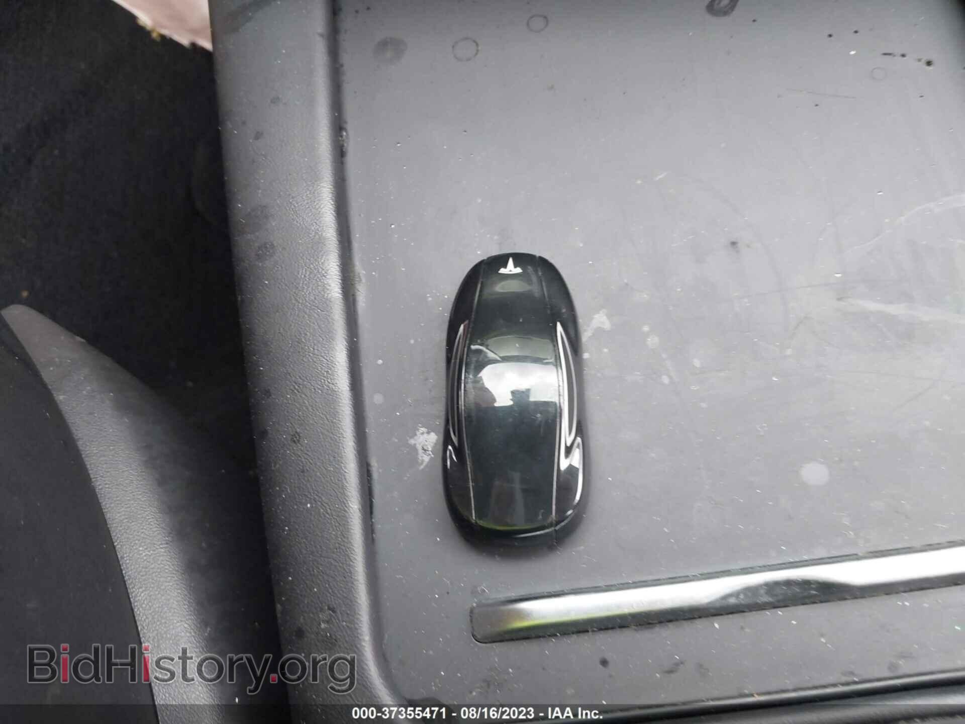 2016 TESLA MODEL S - VIN: 5YJSA1E21GF168053 - Фото 11