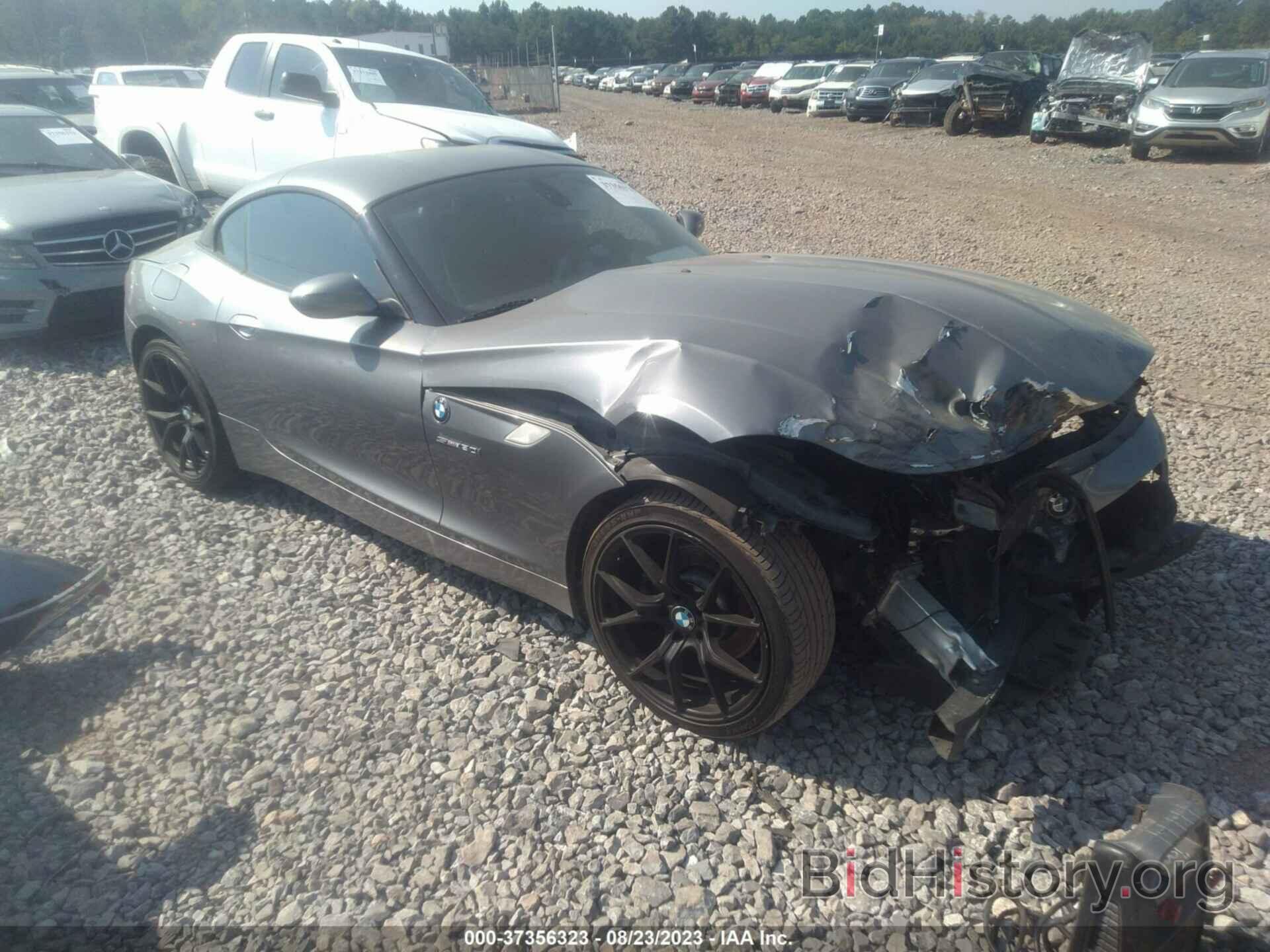 Photo WBALM5C52BE379737 - BMW Z4 2011