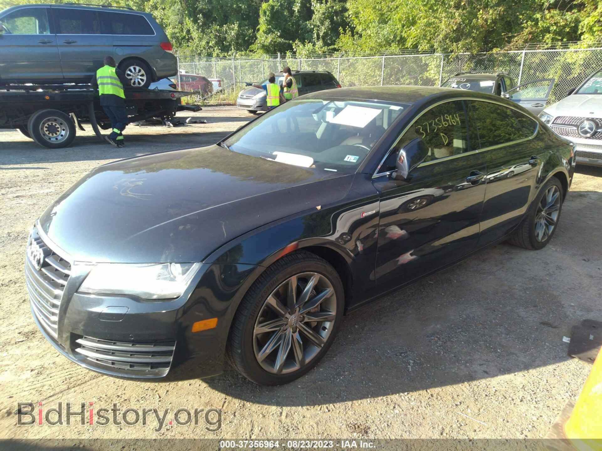 2013 AUDI A7 - VIN: WAUYGAFC5DN145417 - Фото 2