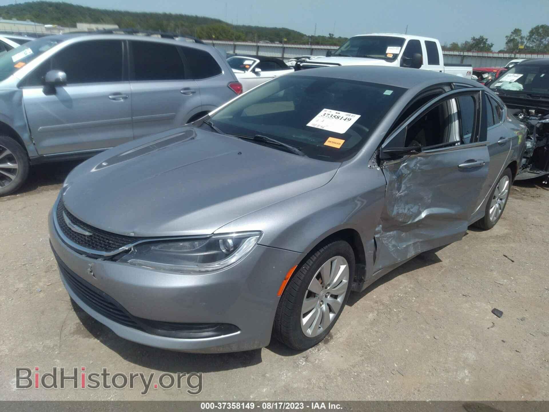 2016 CHRYSLER 200 - VIN: 1C3CCCFB6GN109255 - Фото 2