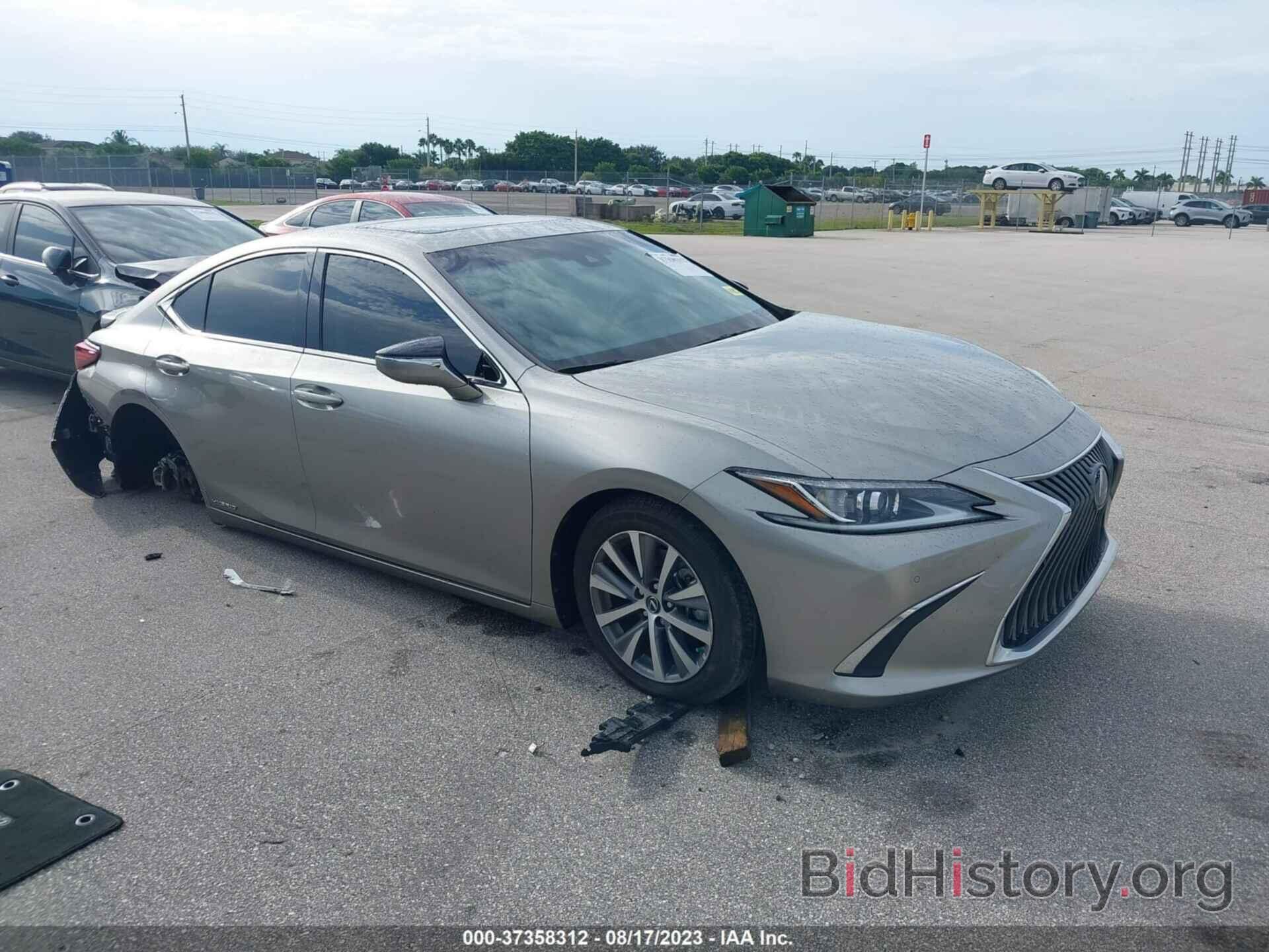 Photo 58ADA1C15MU005819 - LEXUS ES 2021